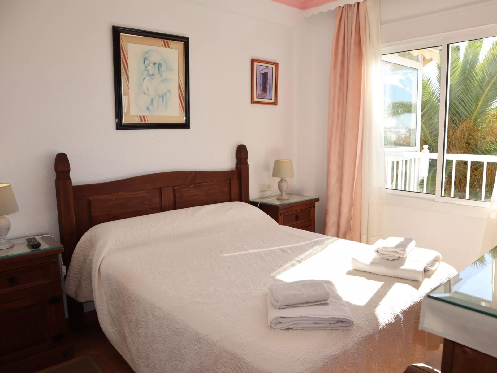 Coronado 129 Apartment by Casasol - Inside