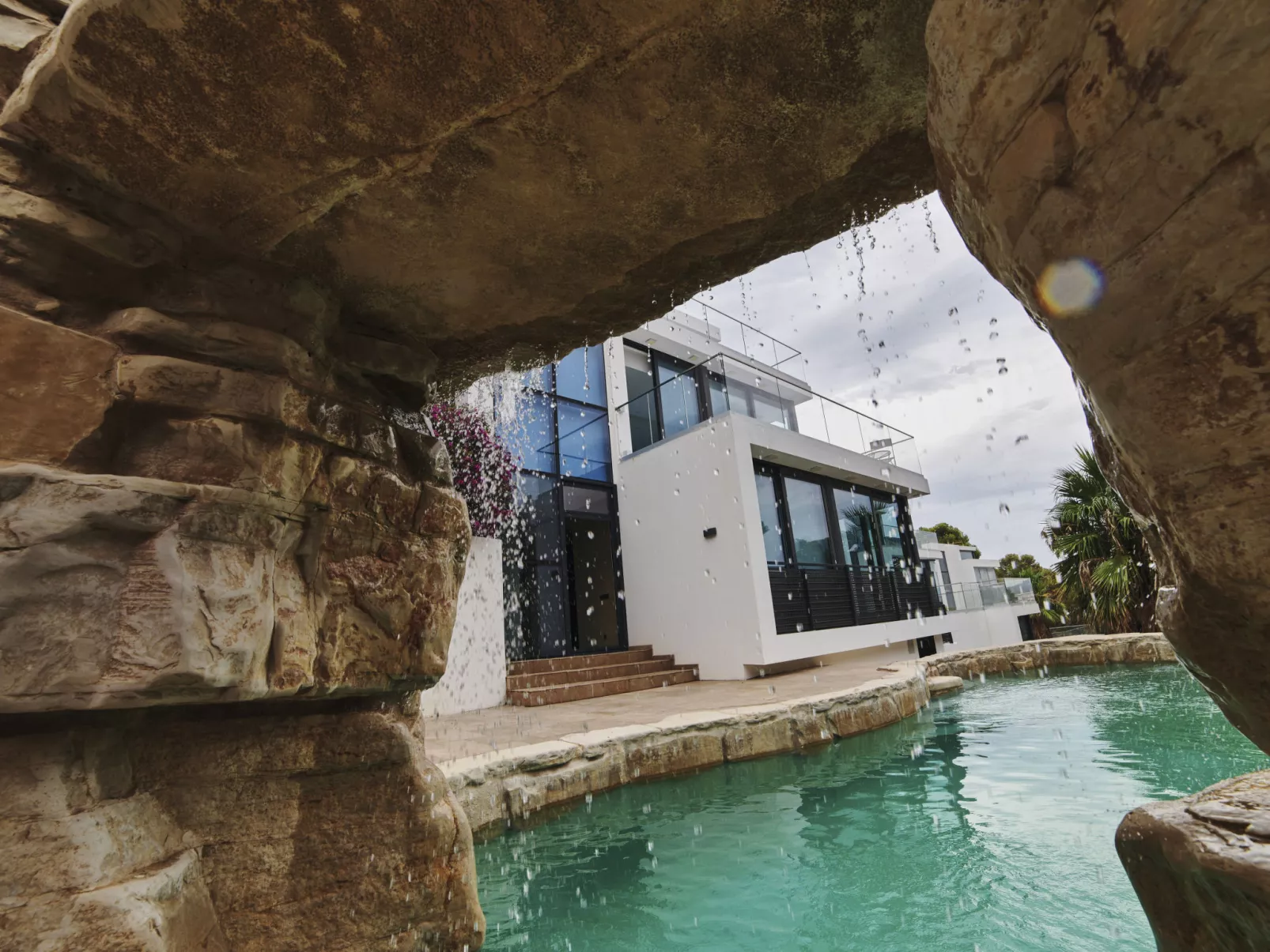 WELCS VILLA MODERNA 097 EMP con piscina - Draußen