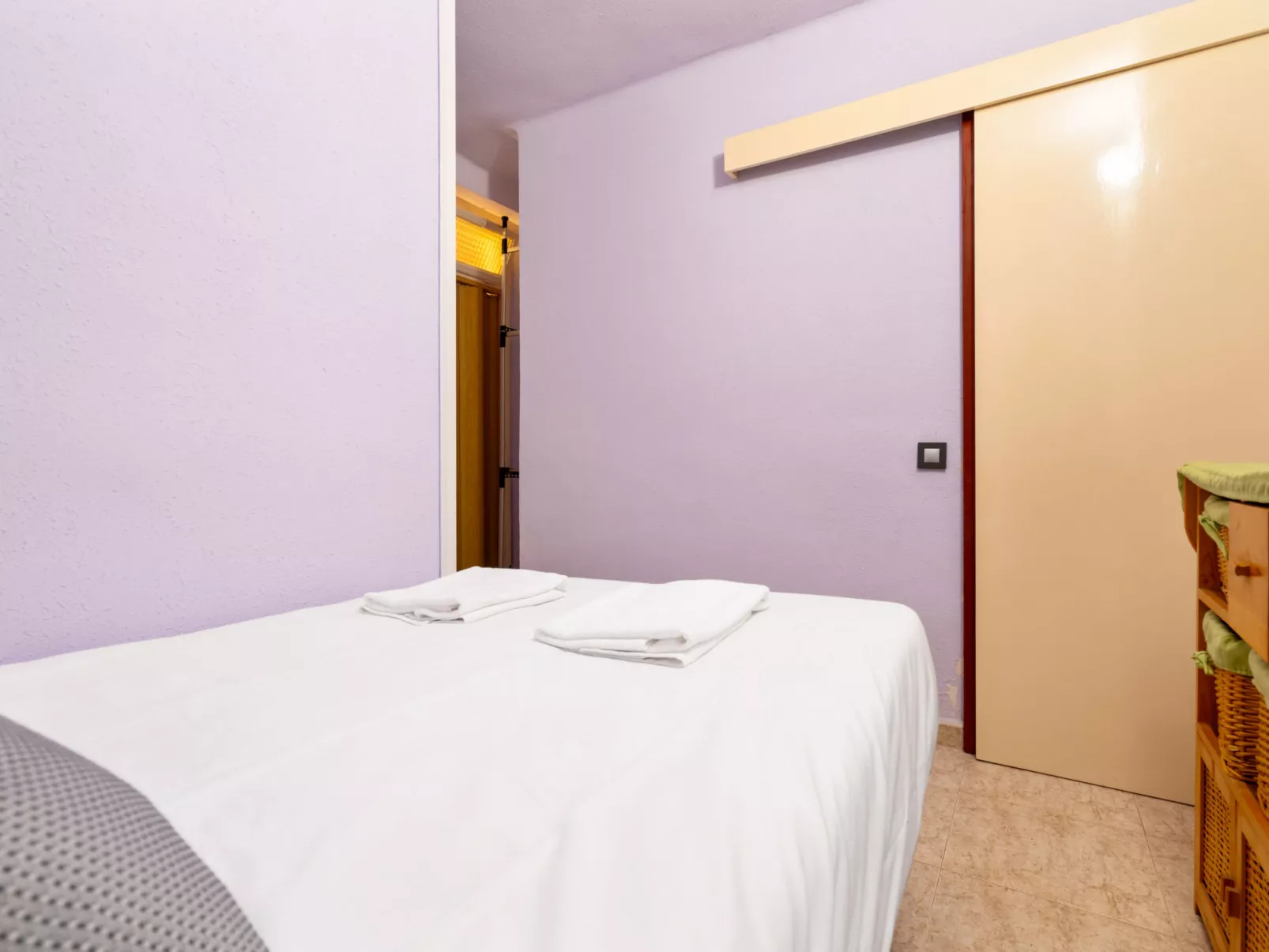 WELCS APARTAMENTO 126 PDA cerca del puerto - Drinnen