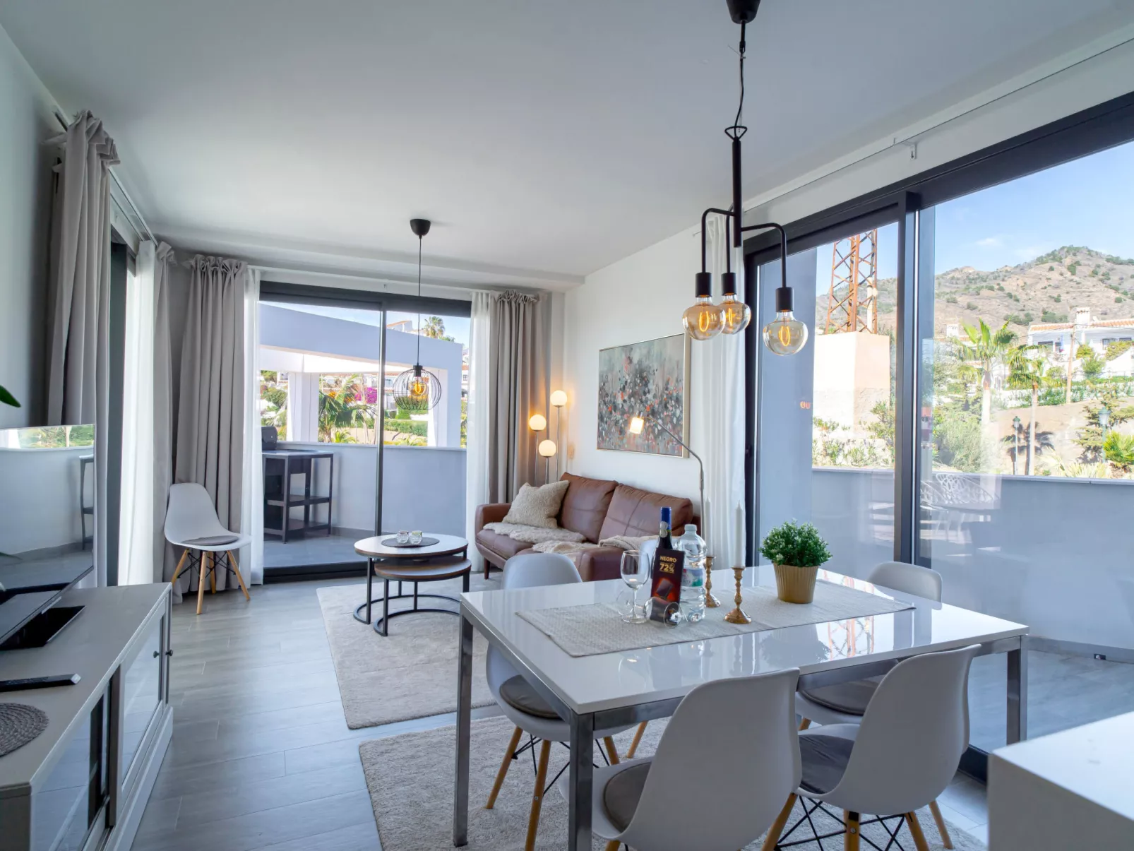 Royal Palm Luxe by Casasol - Inside