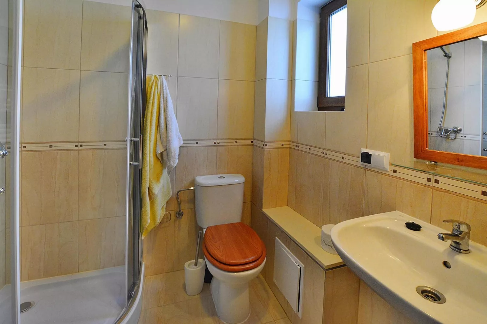 Dom wakacyjny dla 7 osób w Rosnowie-Bathroom