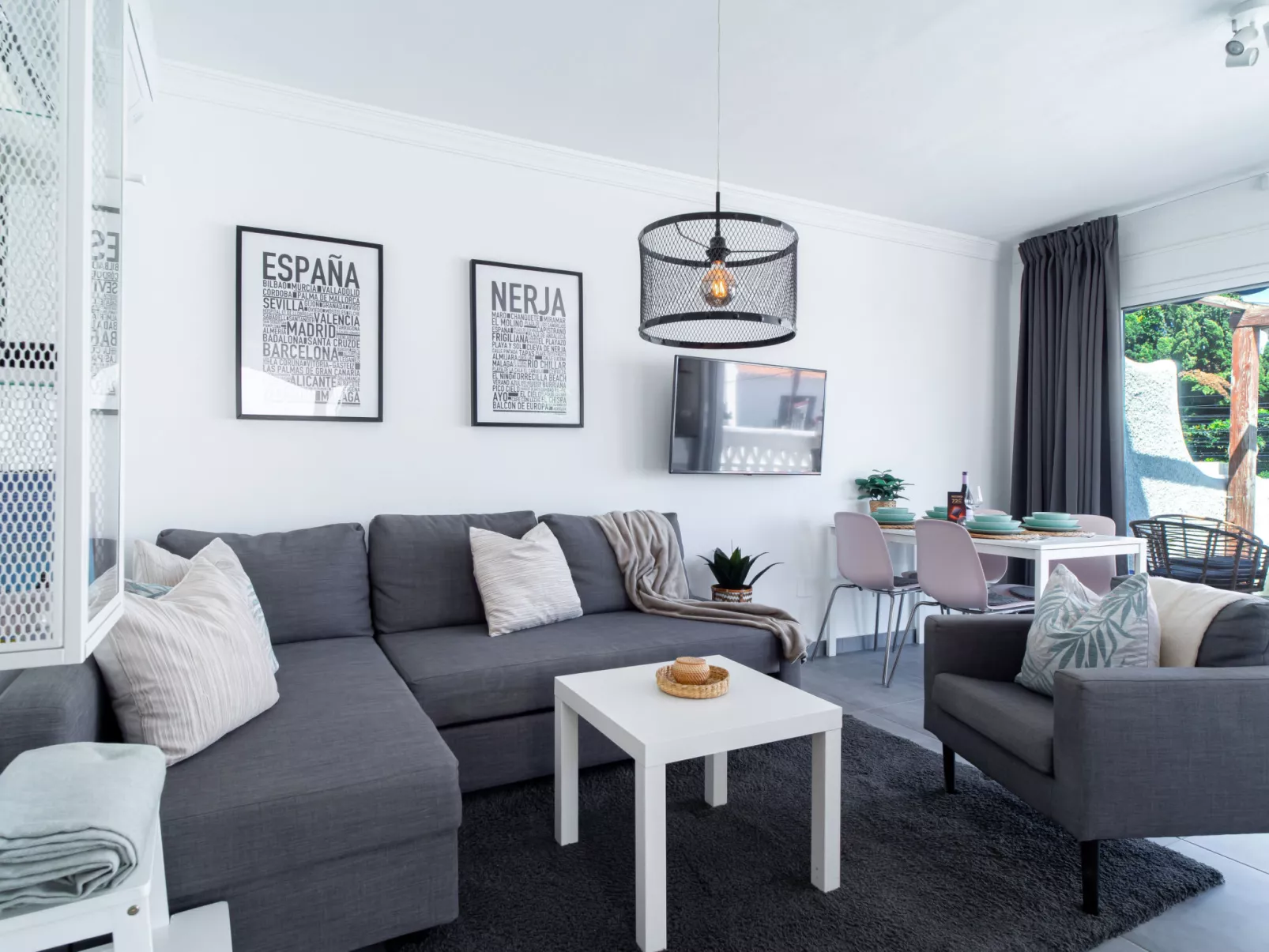 Sunny Vista Chimenea by Casasol - Inside