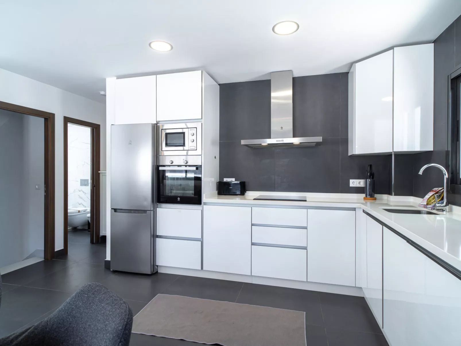 Villa Romeral Premium by Casasol - Inside