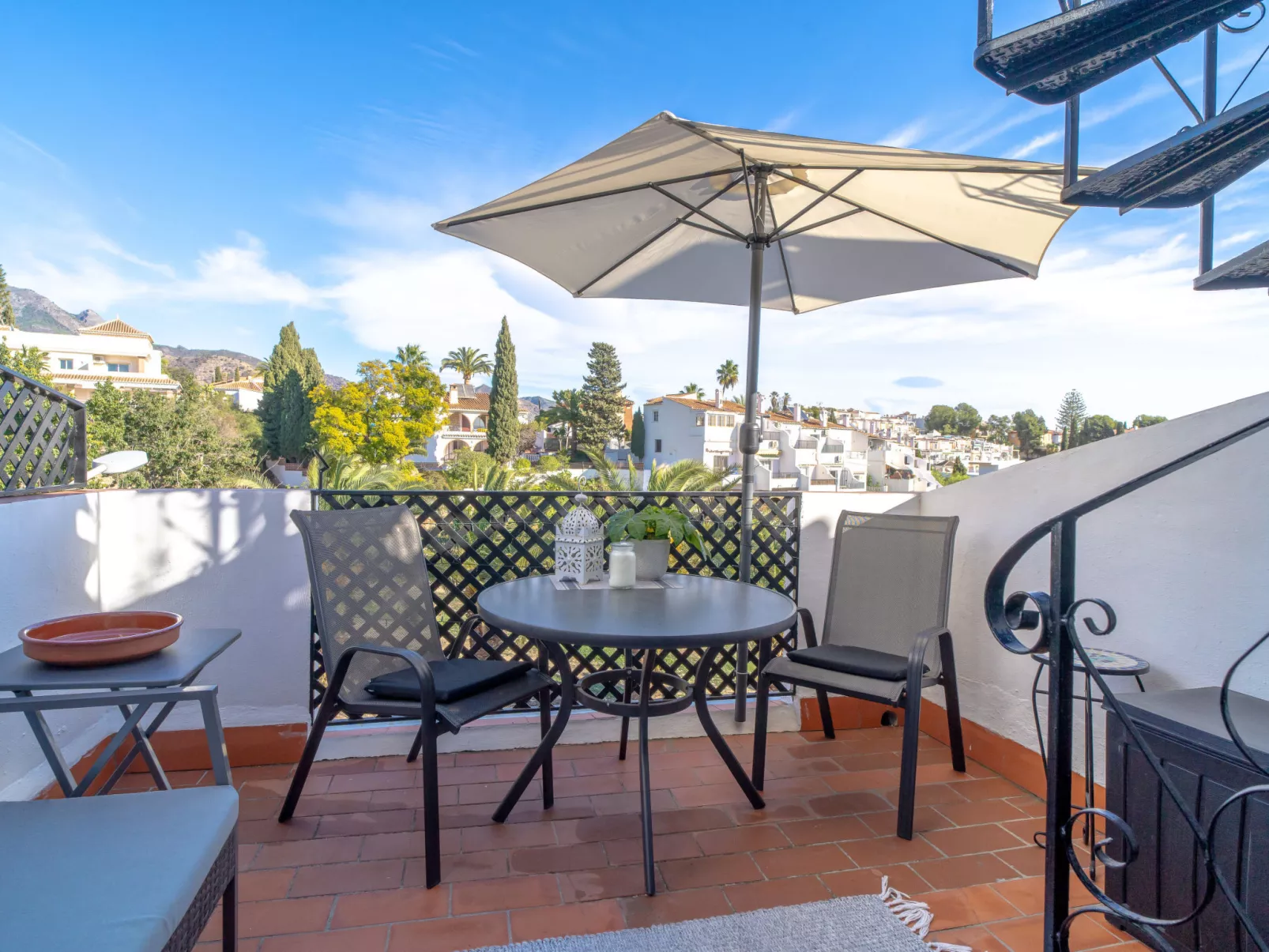 Verano Azul 27B by Casasol - Dehors