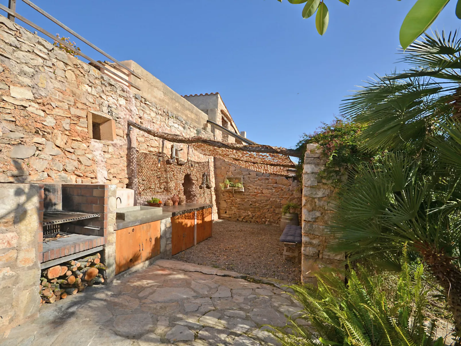 Rafal baix - Outside