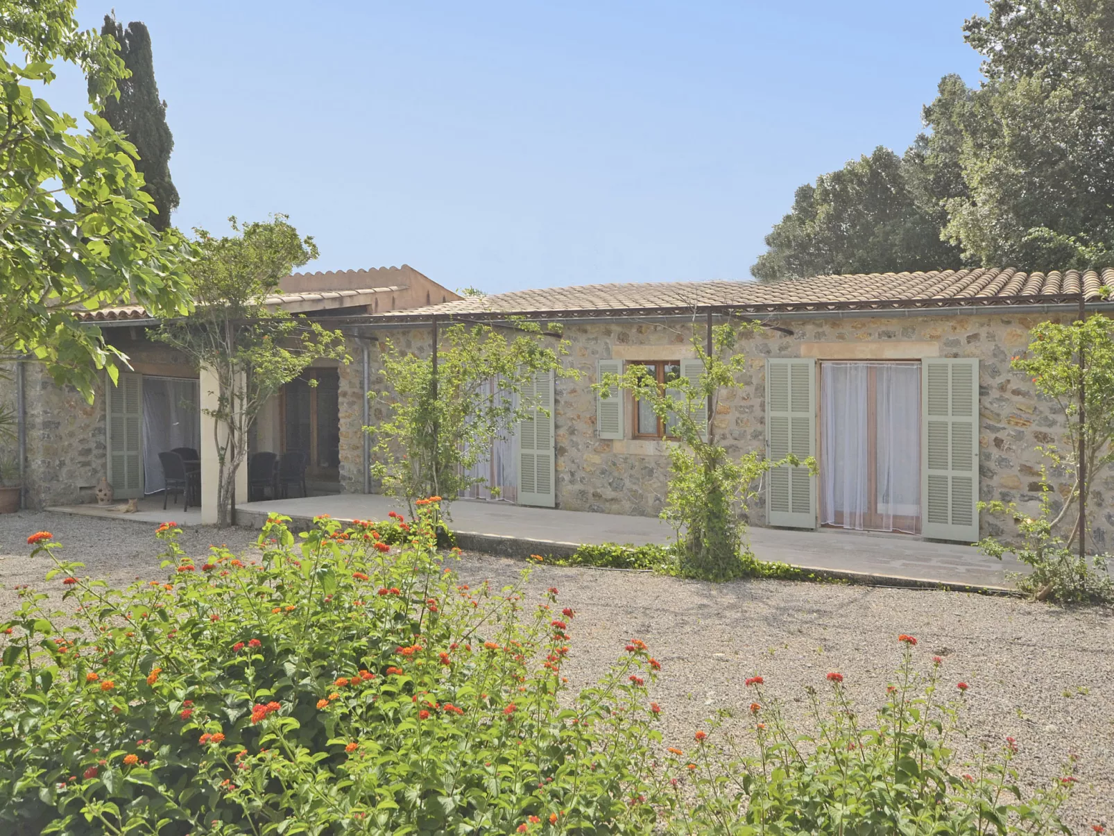 Es Romagueral - Outside