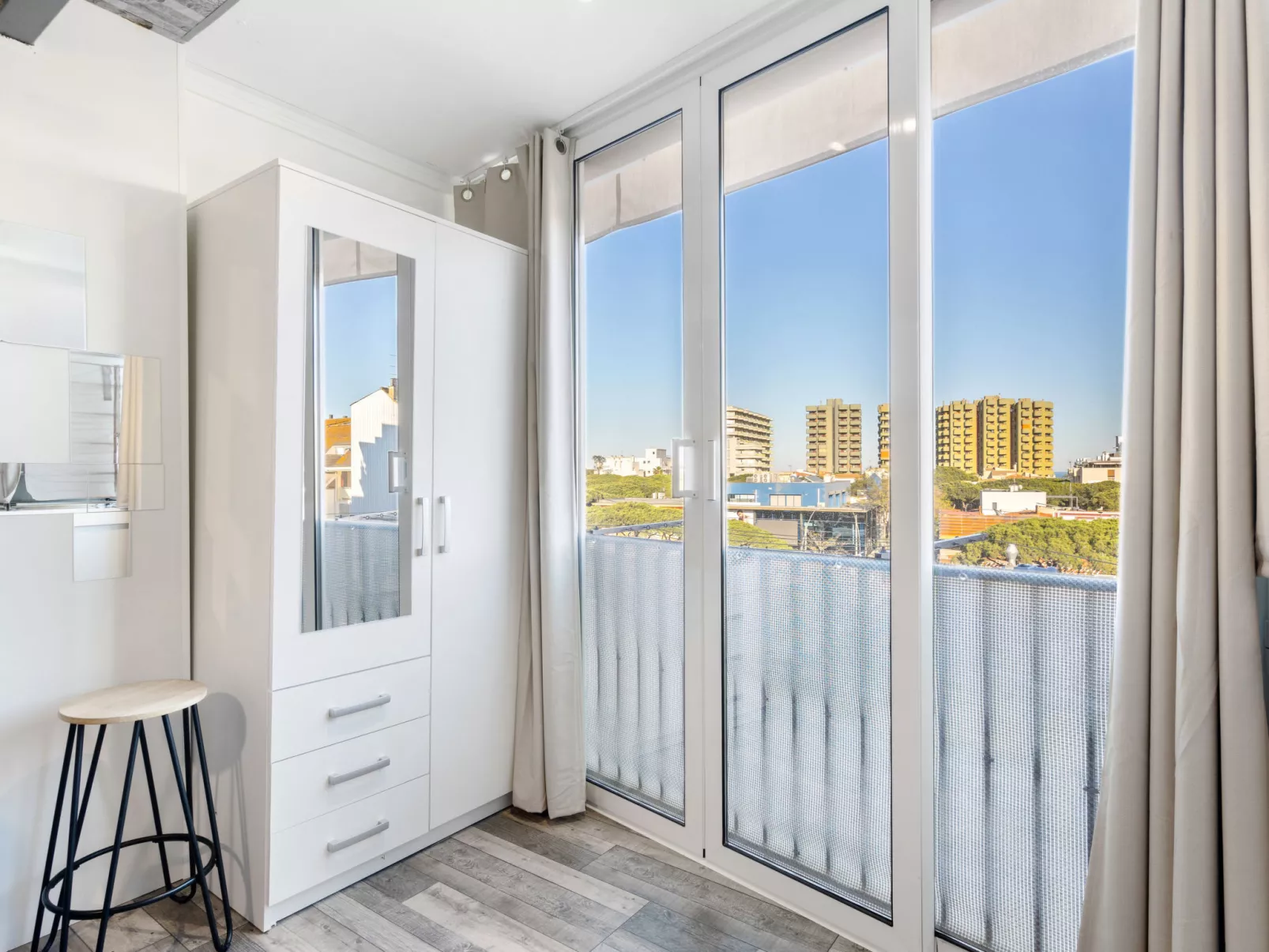 WELCS ESTUDIO 156 PDA en el centro - Dedans