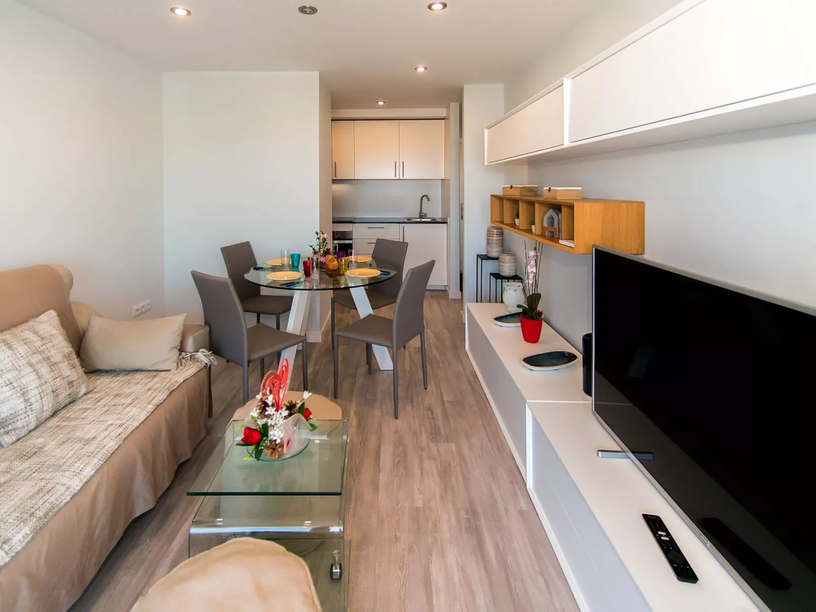 WELCS APARTAMENTO 264 EMP con vistas al canal - Drinnen