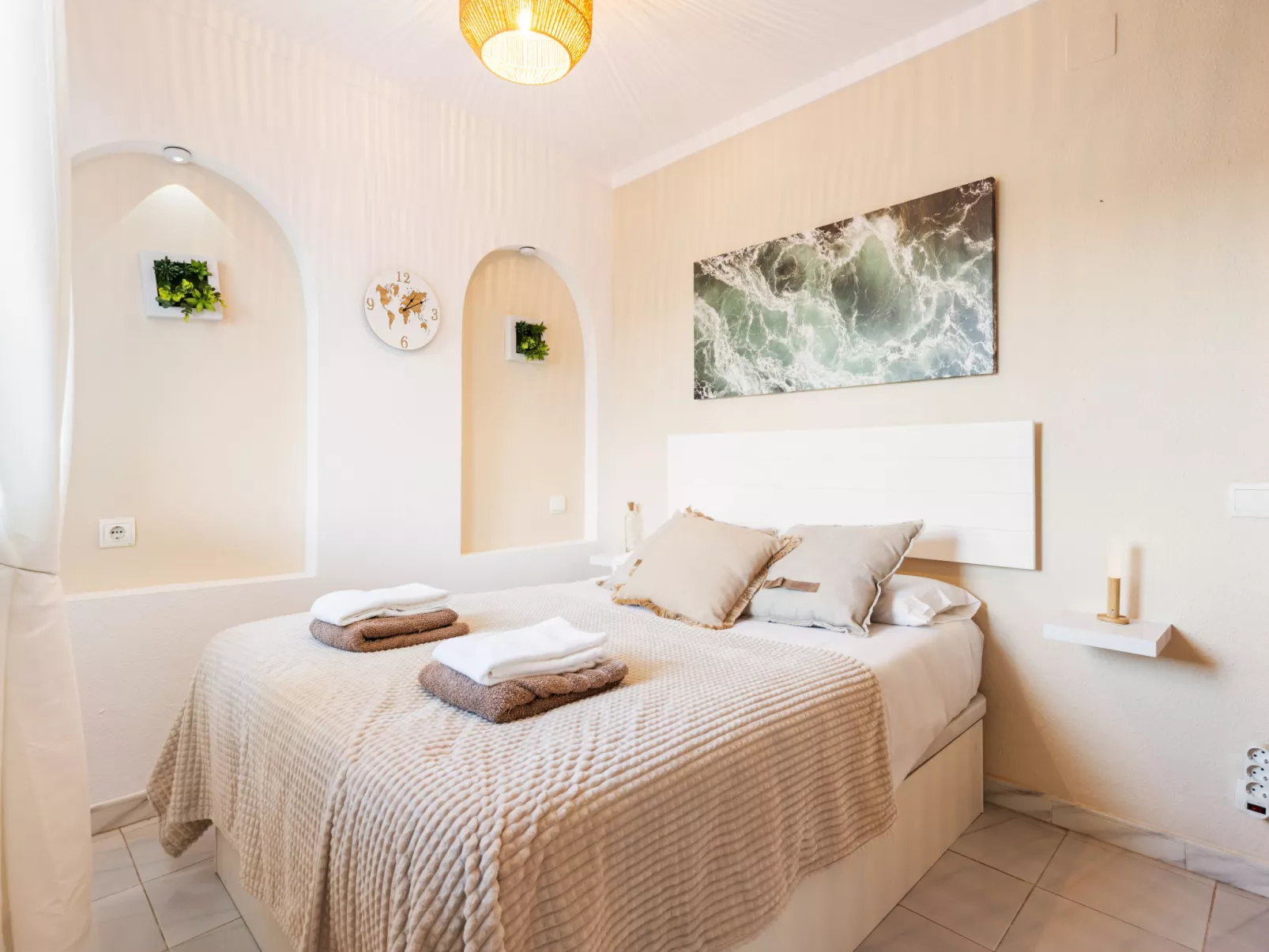 WELCS APARTAMENTO 055 EMP con terraza y vistas - Inside