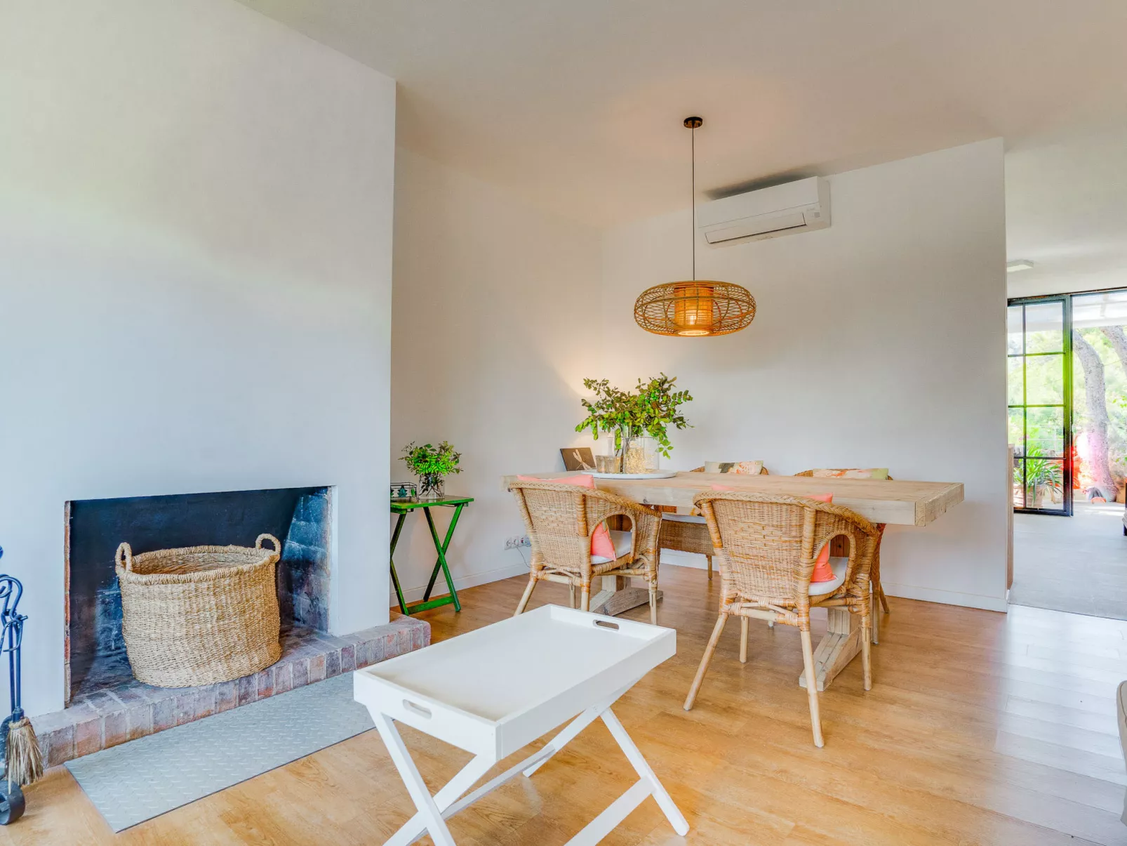 SES ALZINES APARTMENT - Dedans