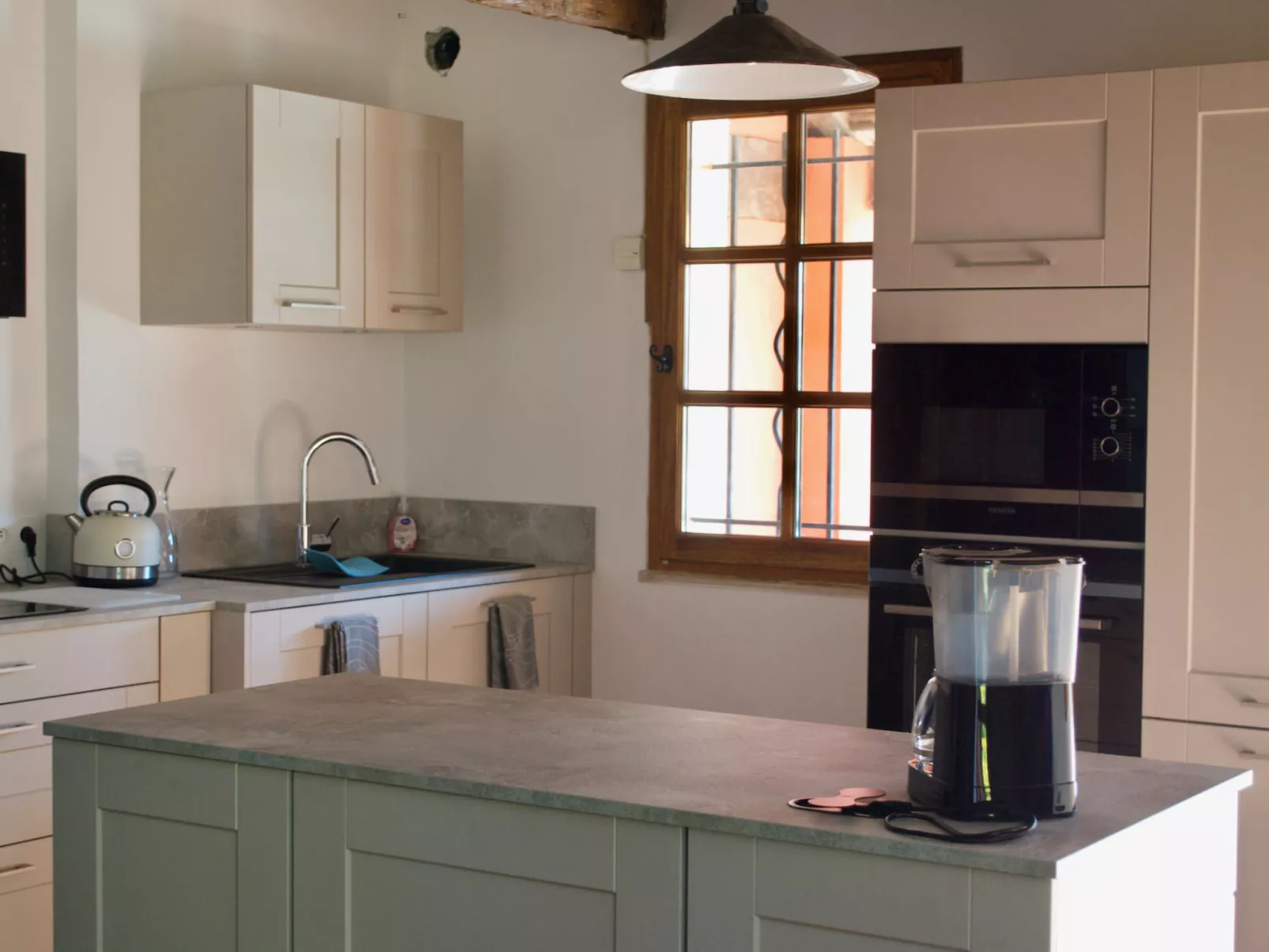 LES VALERIANES - Outside