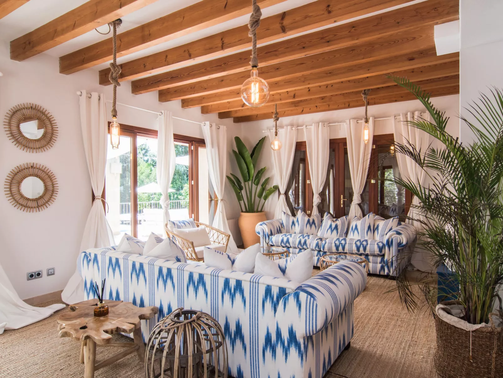 VILLA PULA GOLF by Priority - Inside