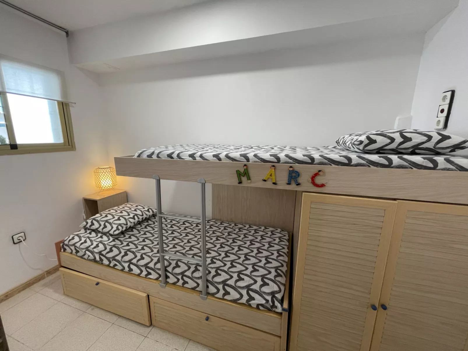 LA PINEDA HOLIDAY APARTMENT - Inside