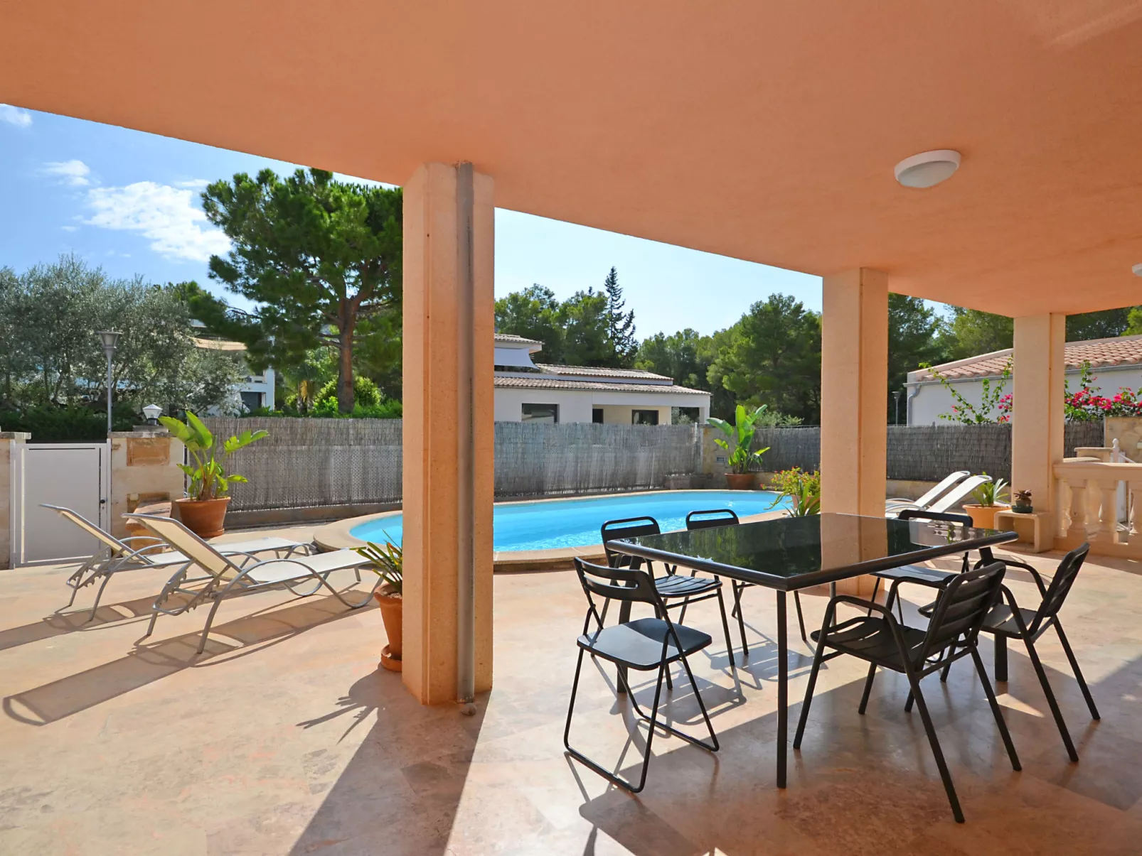 Esperanza - Draußen