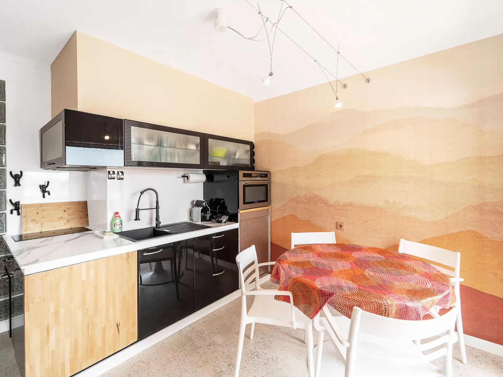 WELCS APARTAMENTO 158 EMP con vistas al canal - Drinnen