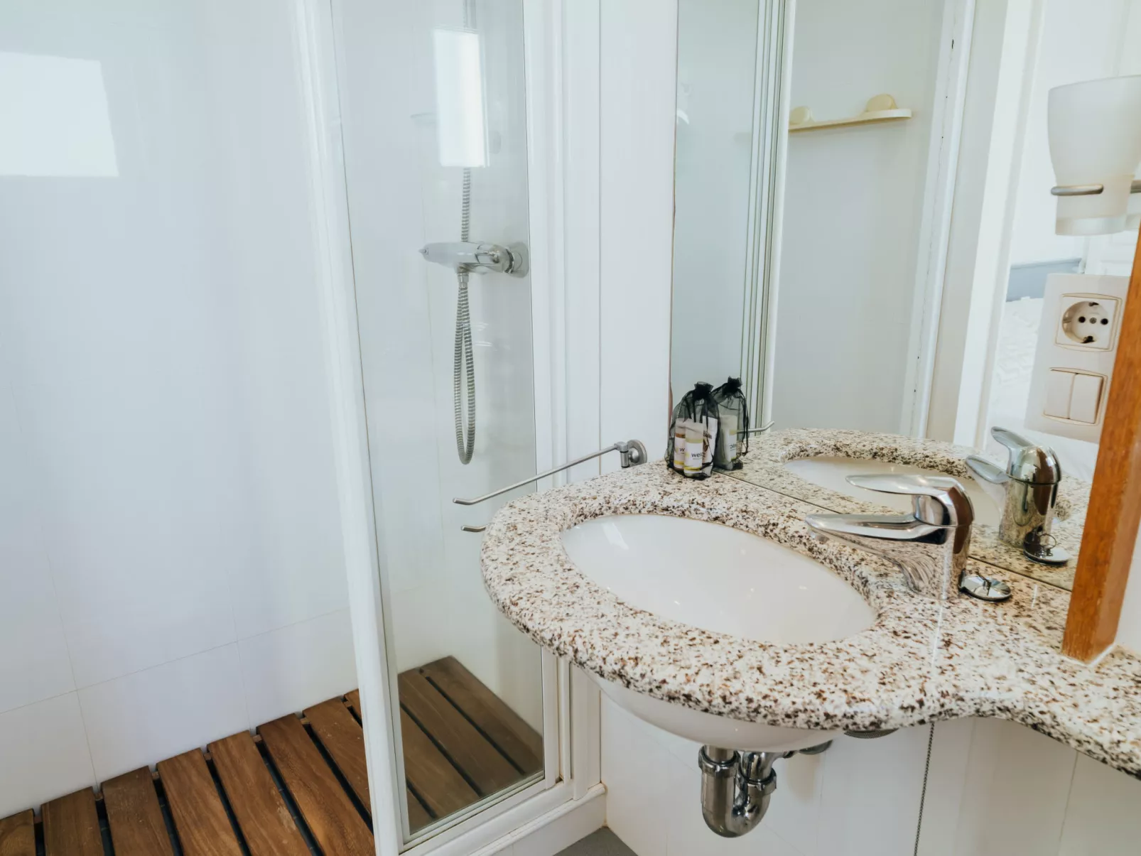 WELCS APARTAMENTO 202 EMP CON VISTAS AL CANAL - Dedans