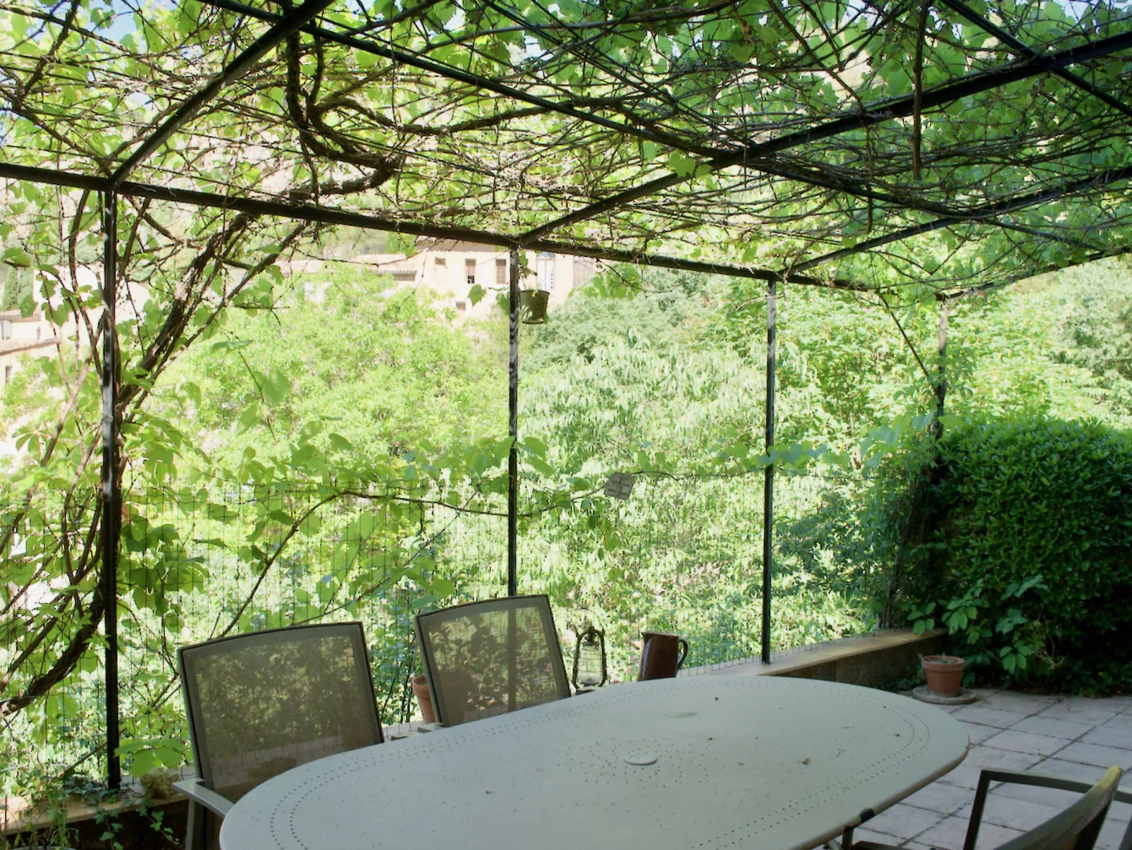 MAISON PERCHEE - Draußen