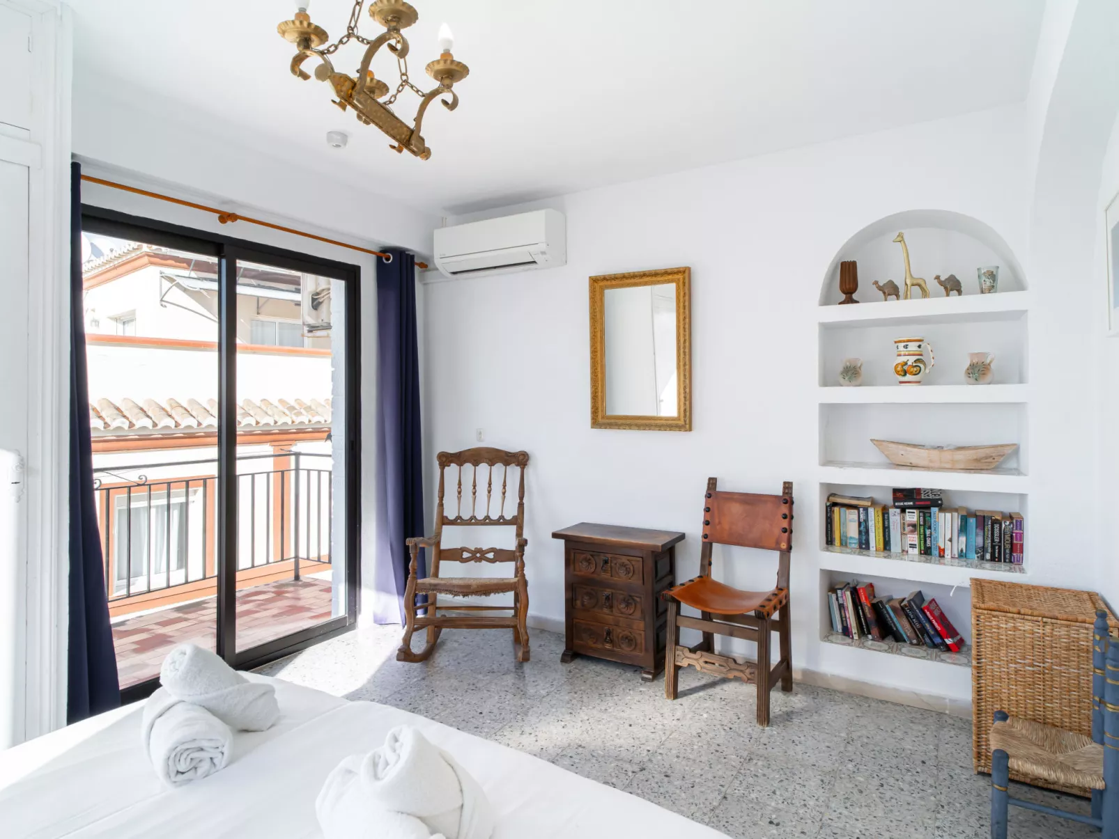 Bahia 49 Apartments by Casasol - Drinnen