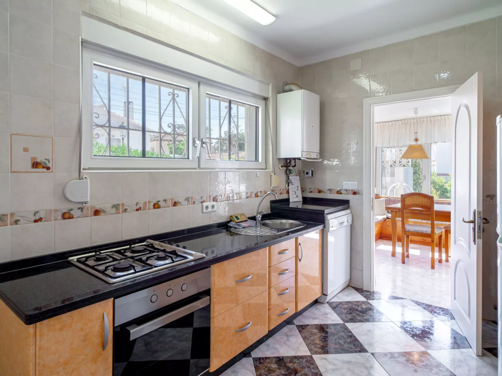 Villa Sevilla Private Pool by Casasol - Inside