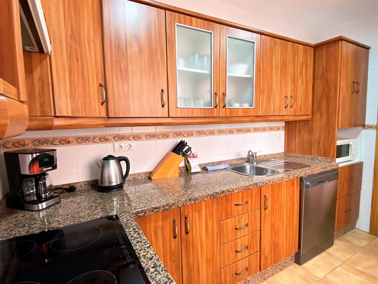 Azahara En Suite by Casasol - Drinnen