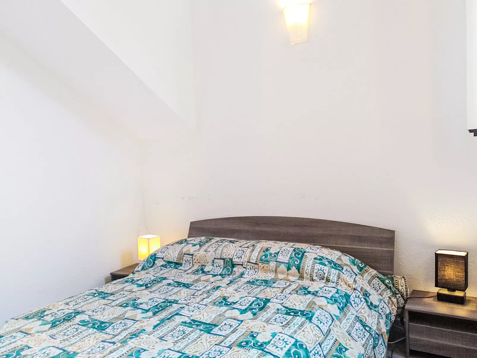 Lake & Pool - Dedans