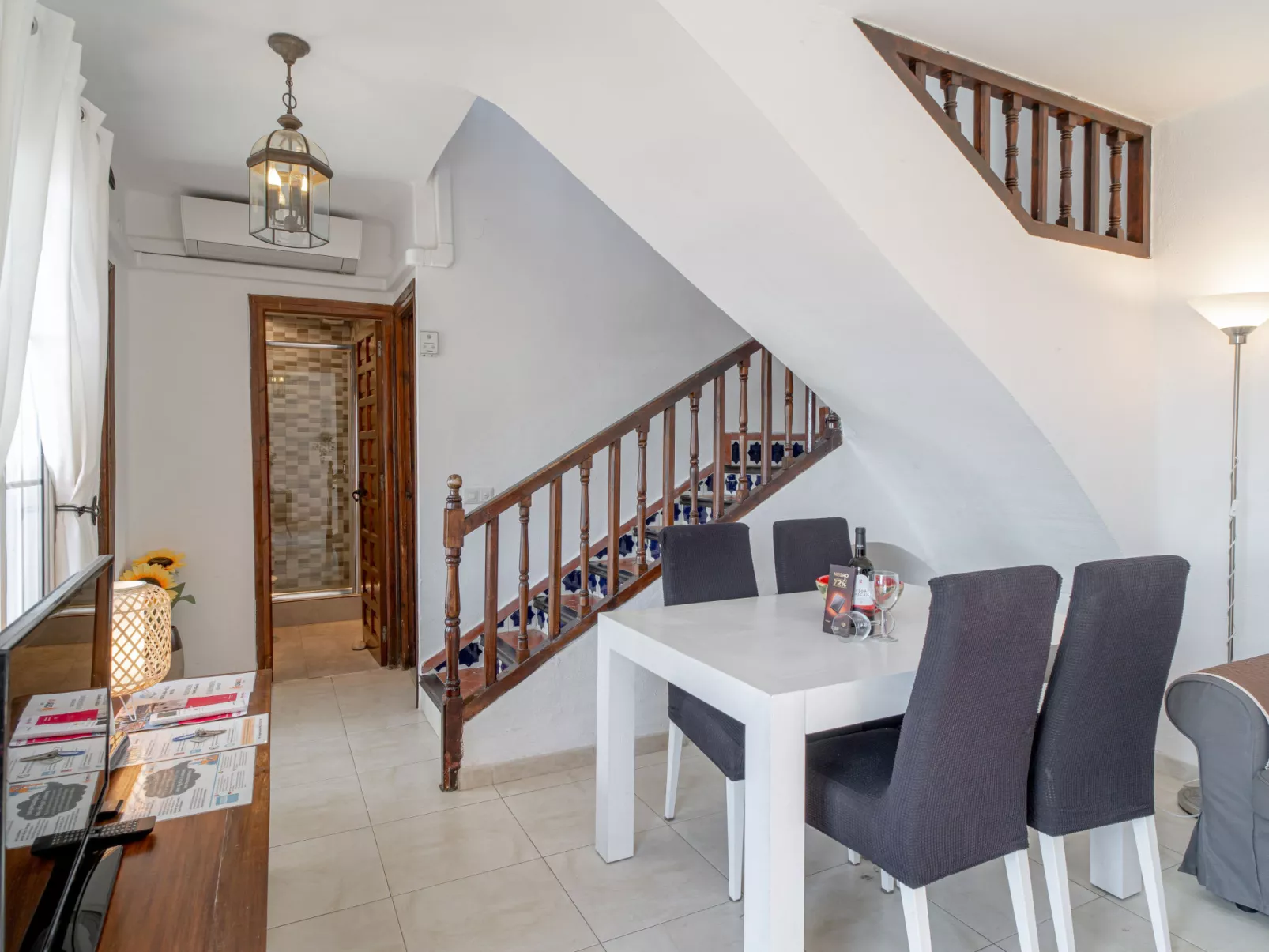 Villa Caritas Punta Lara by Casasol - Drinnen