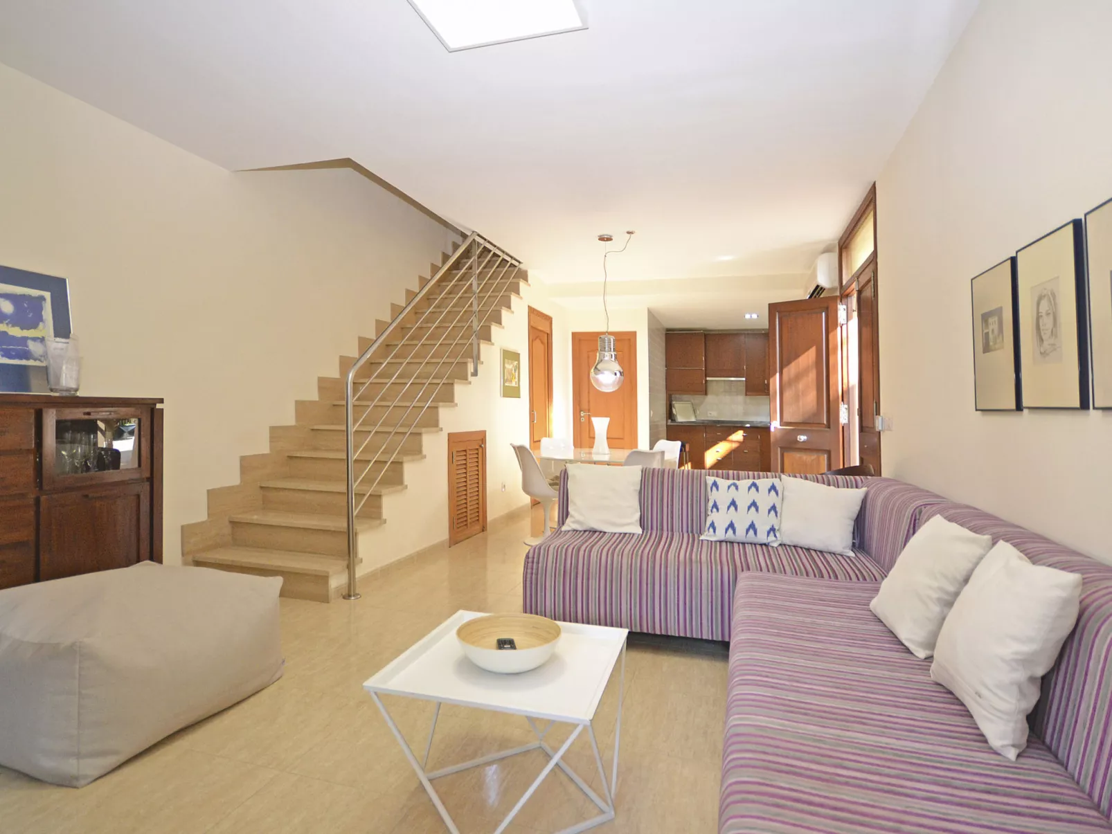 Amparo Luca - Drinnen