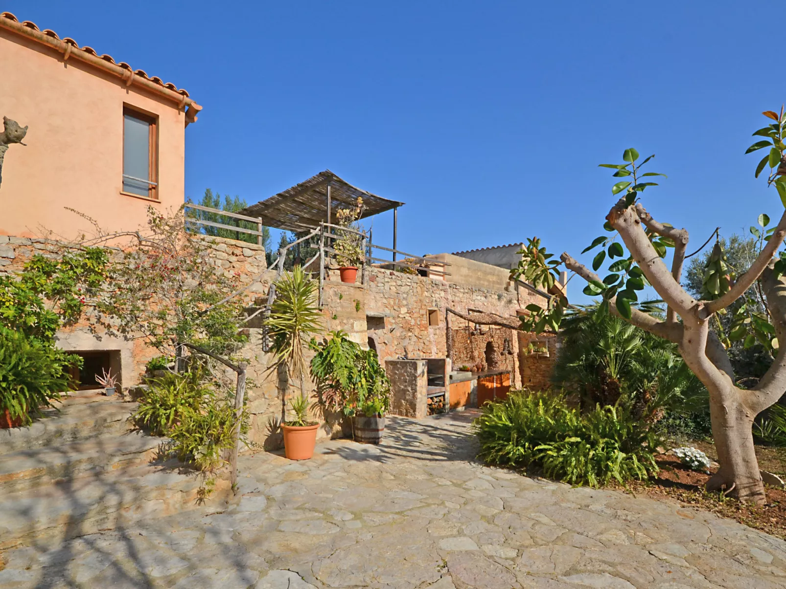 Rafal baix - Outside