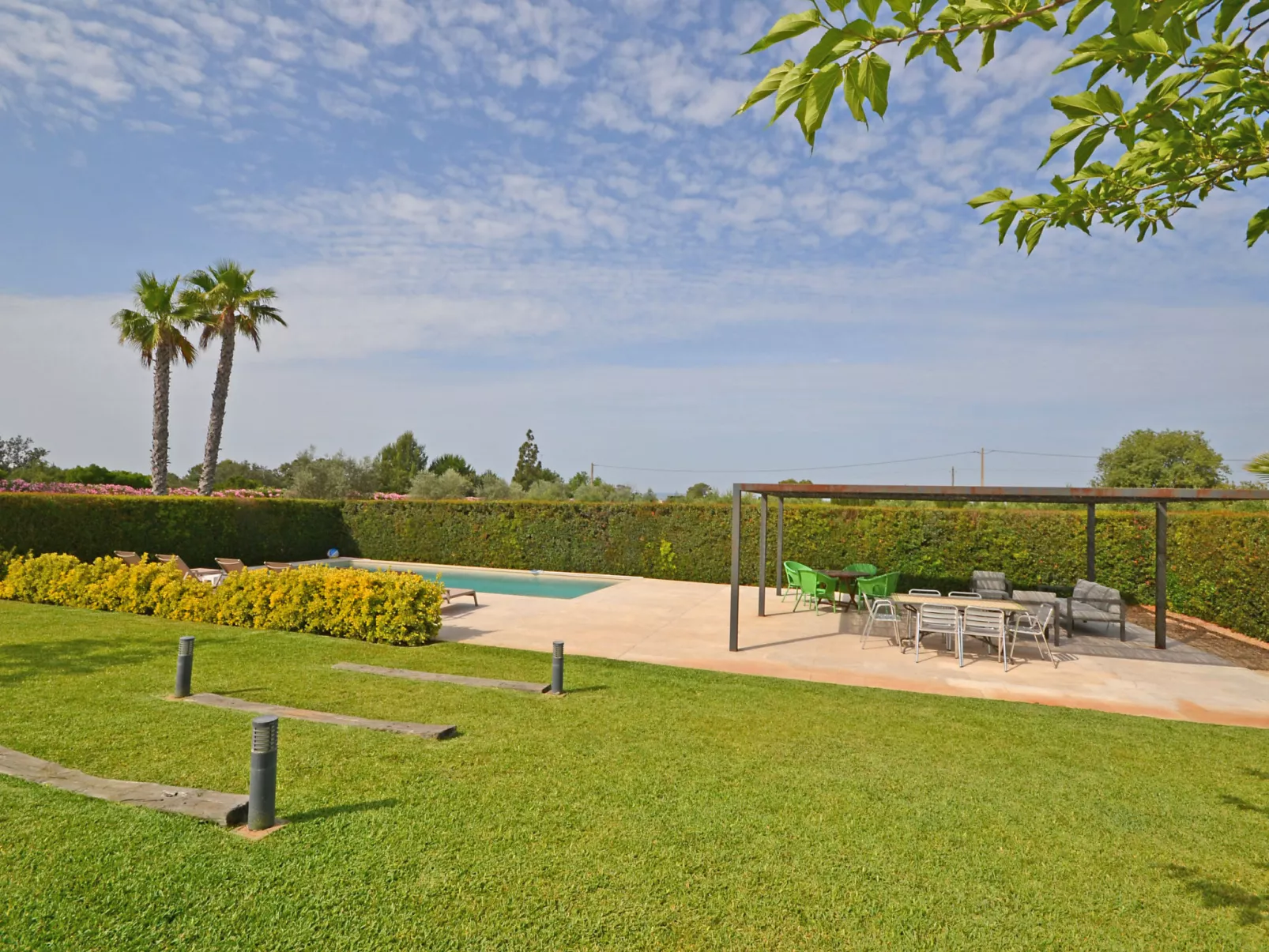 Ses Nines - Draußen