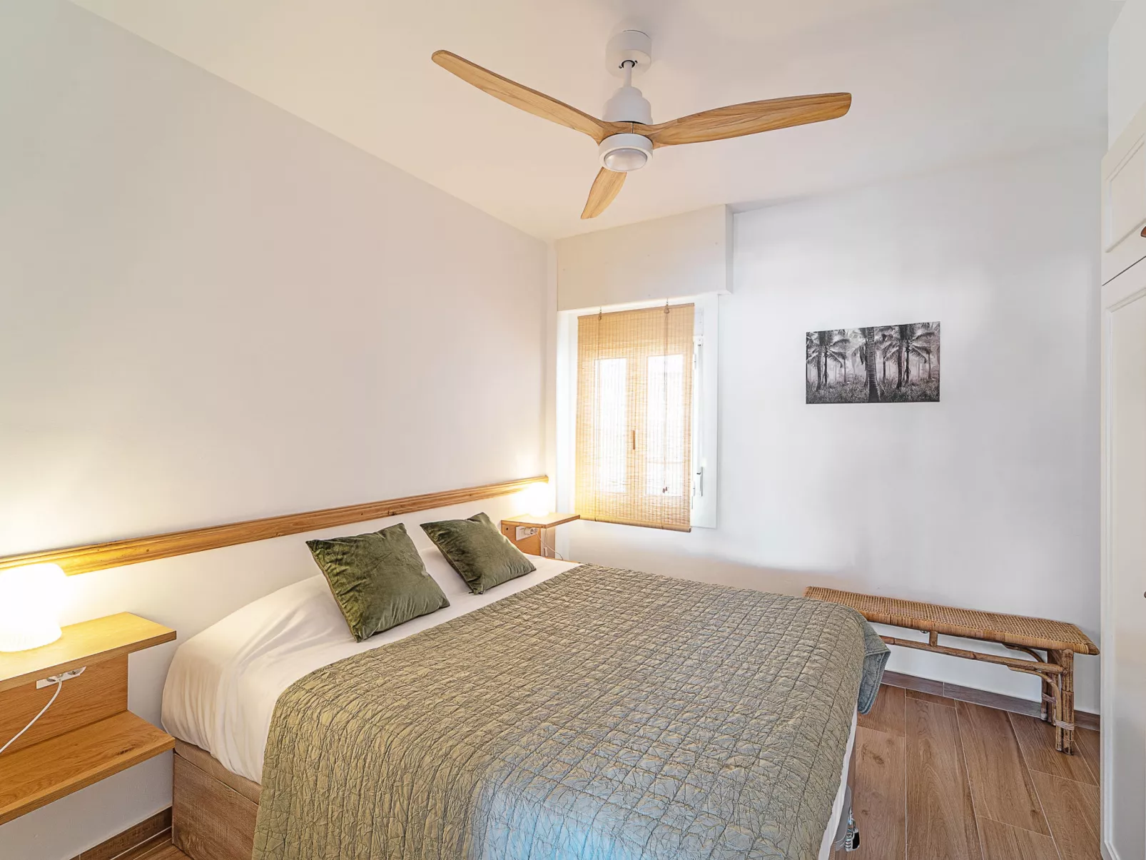 WELCS APARTAMENTO 143 EMP con vistas al canal - Inside