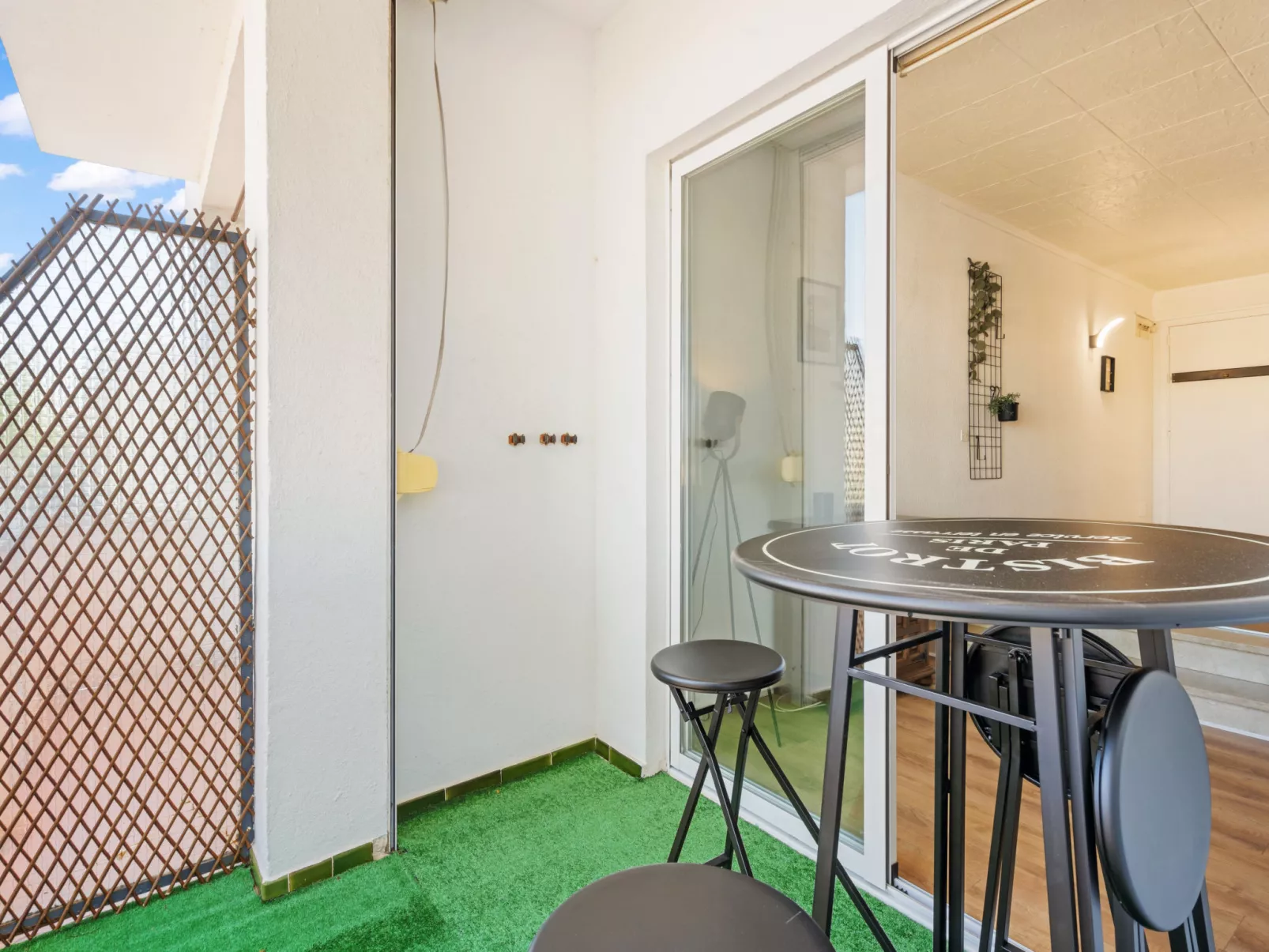 WELCS APARTAMENTO 058 EMP en Puerto con Terraza - Dedans