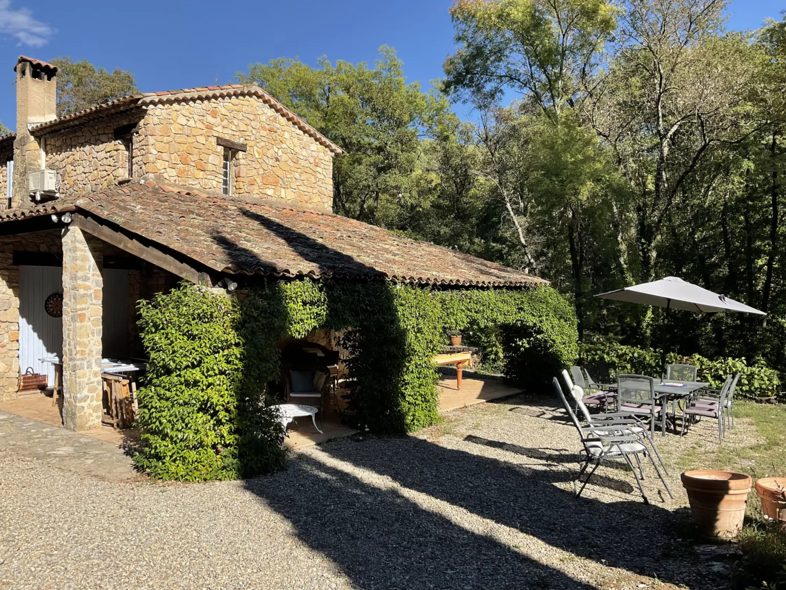 Lou Cigaloun - Dehors