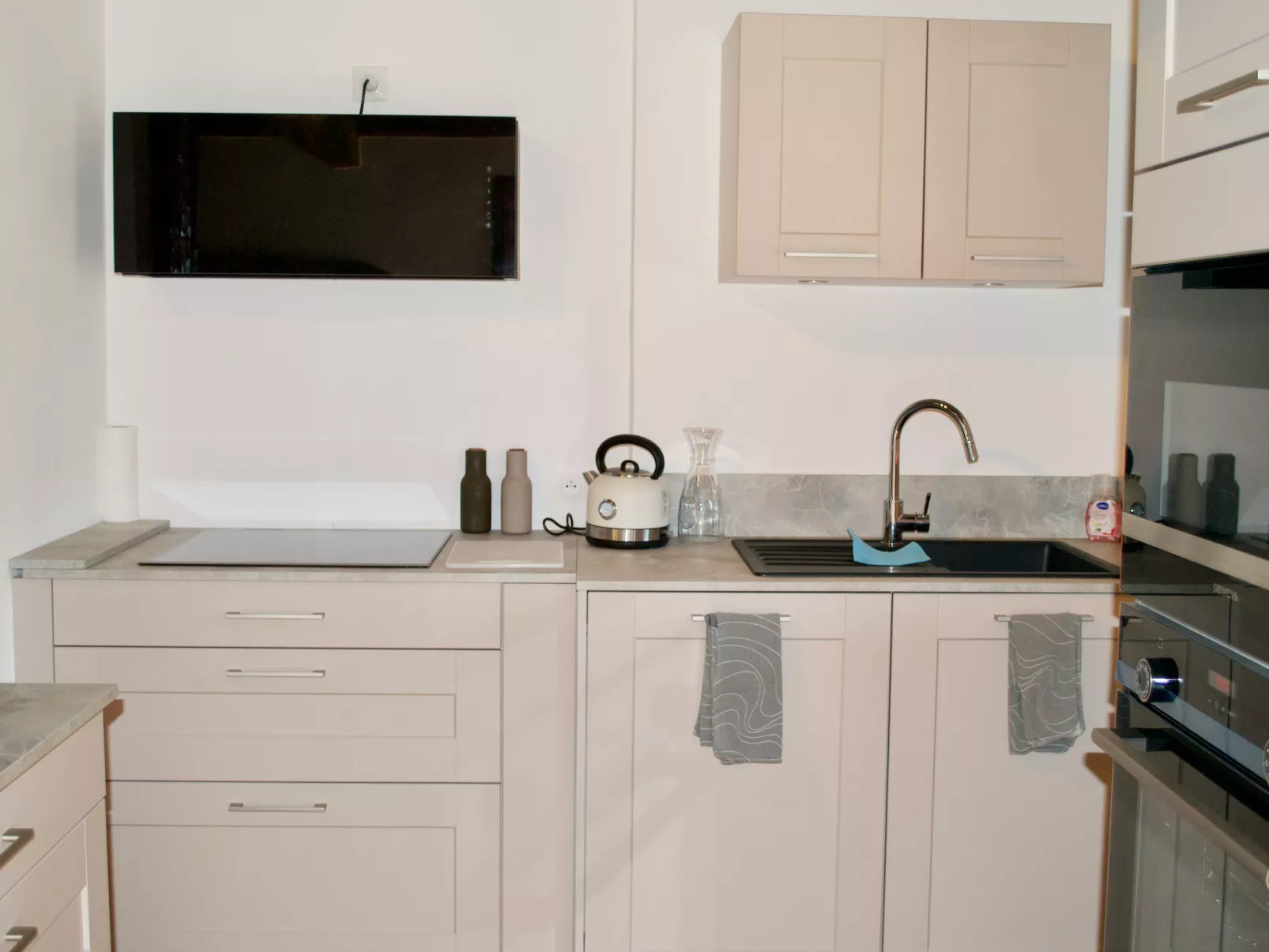 LES VALERIANES - Inside