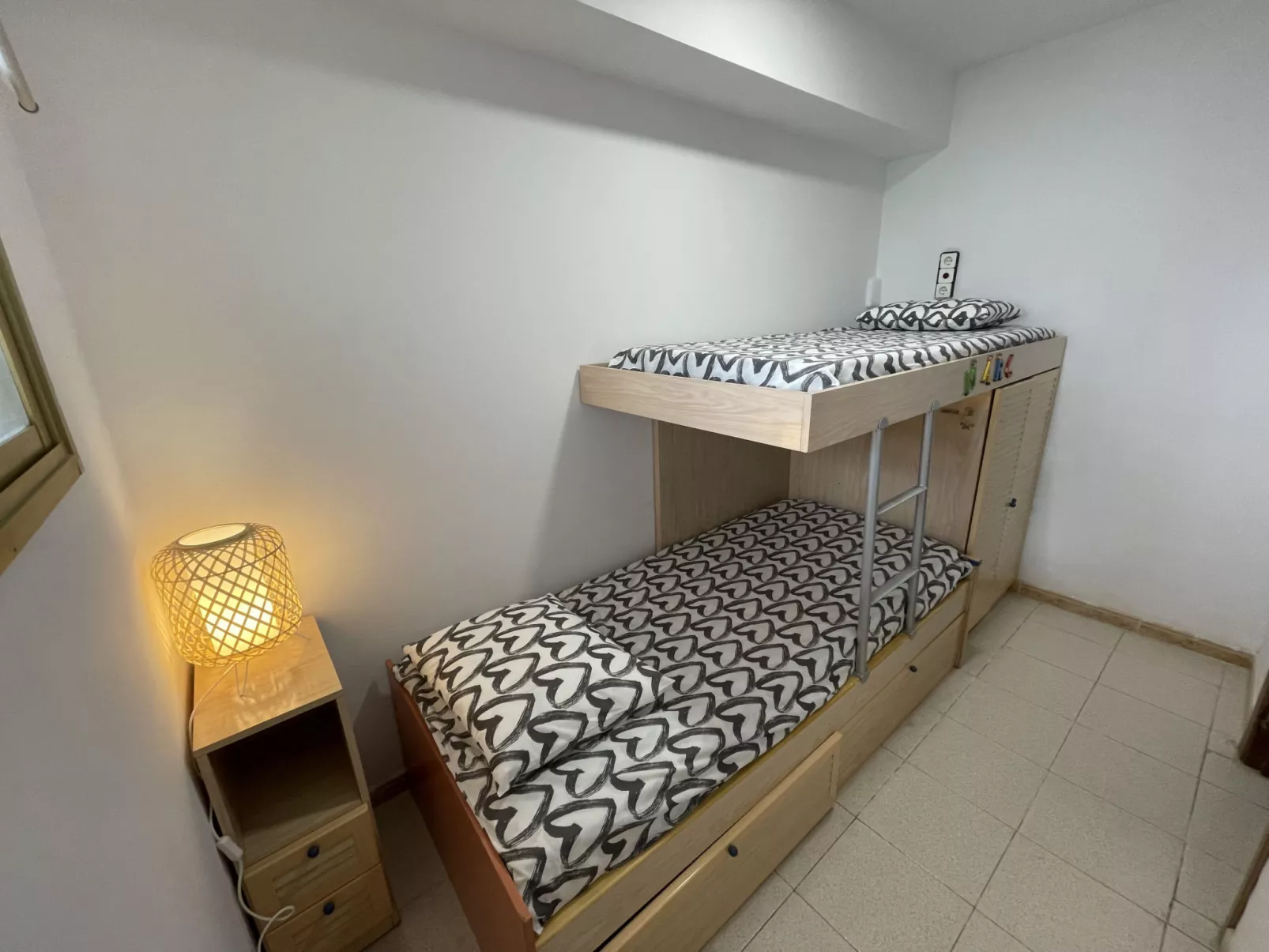 LA PINEDA HOLIDAY APARTMENT - Inside