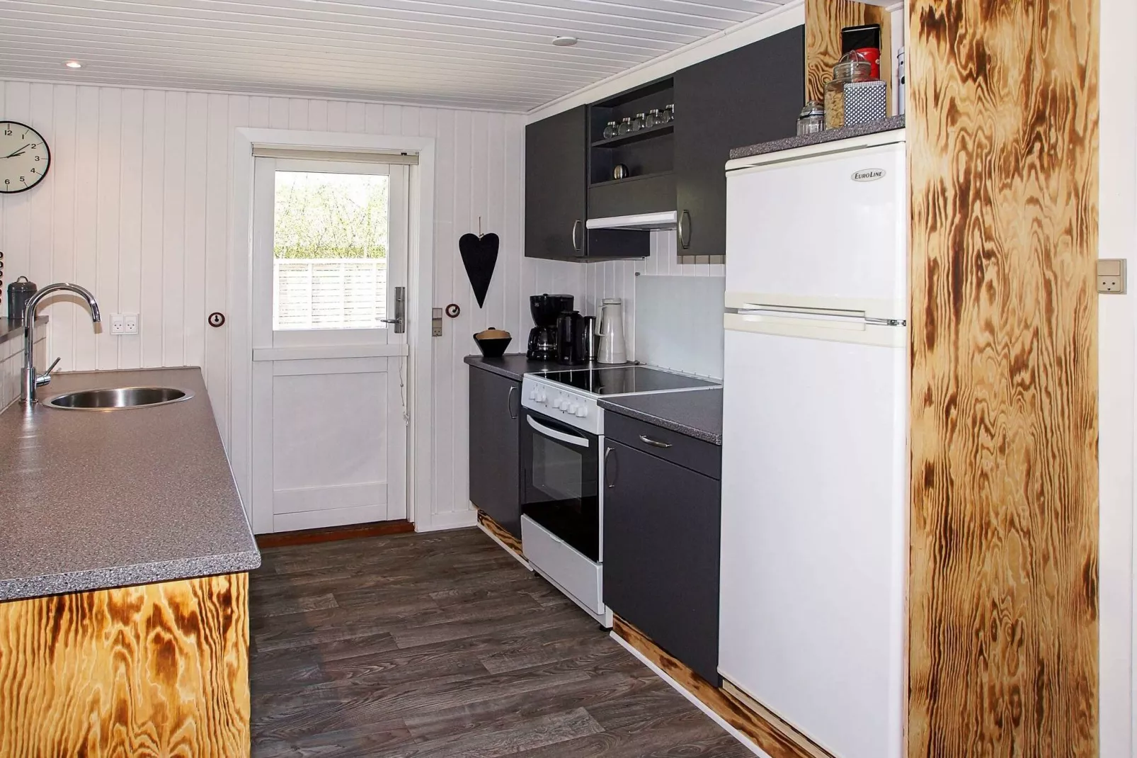 6 person holiday home in Hemmet-By Traum