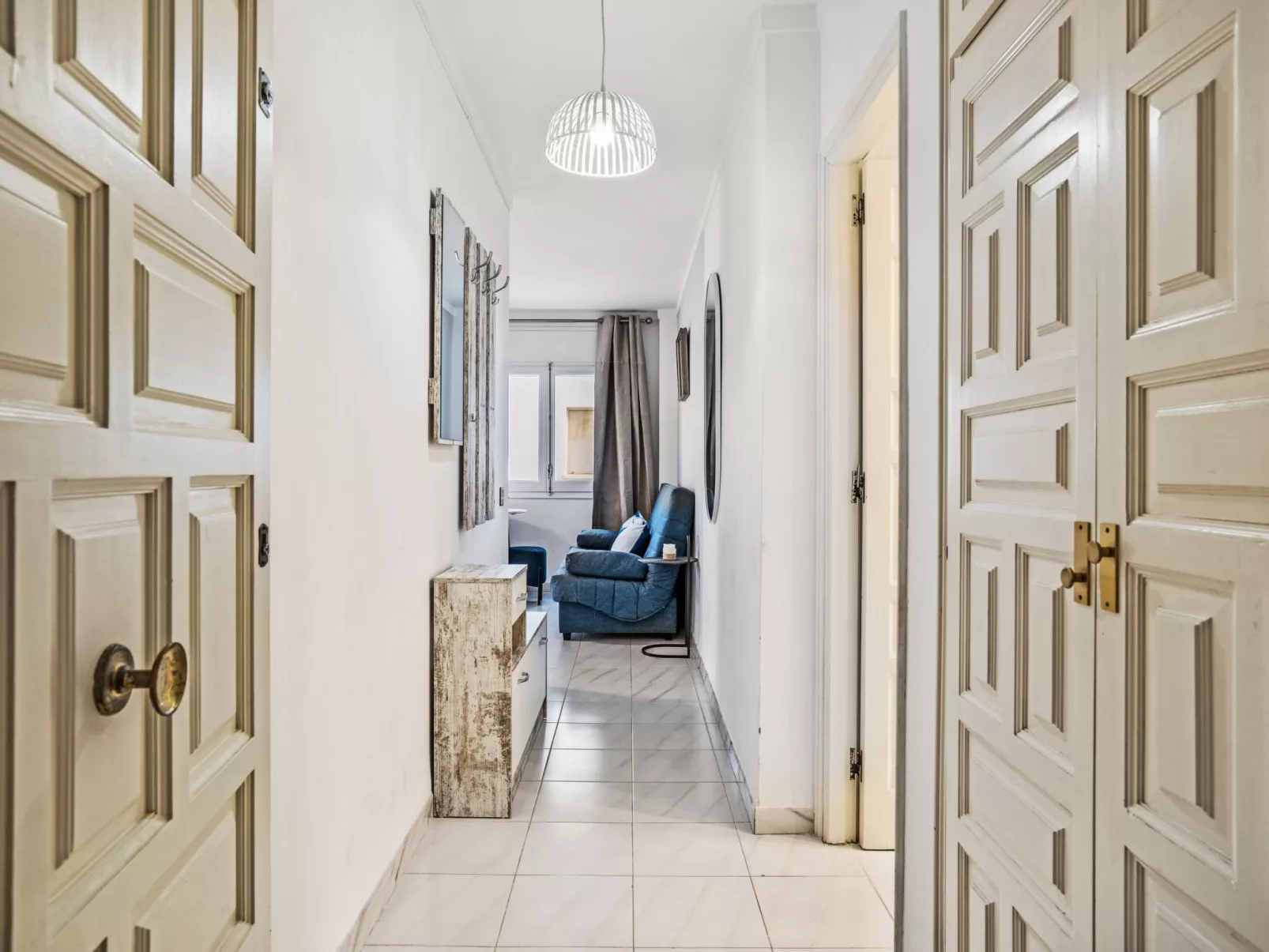 WELCS APARTAMENTO 226 EMP frente al Canal - Inside