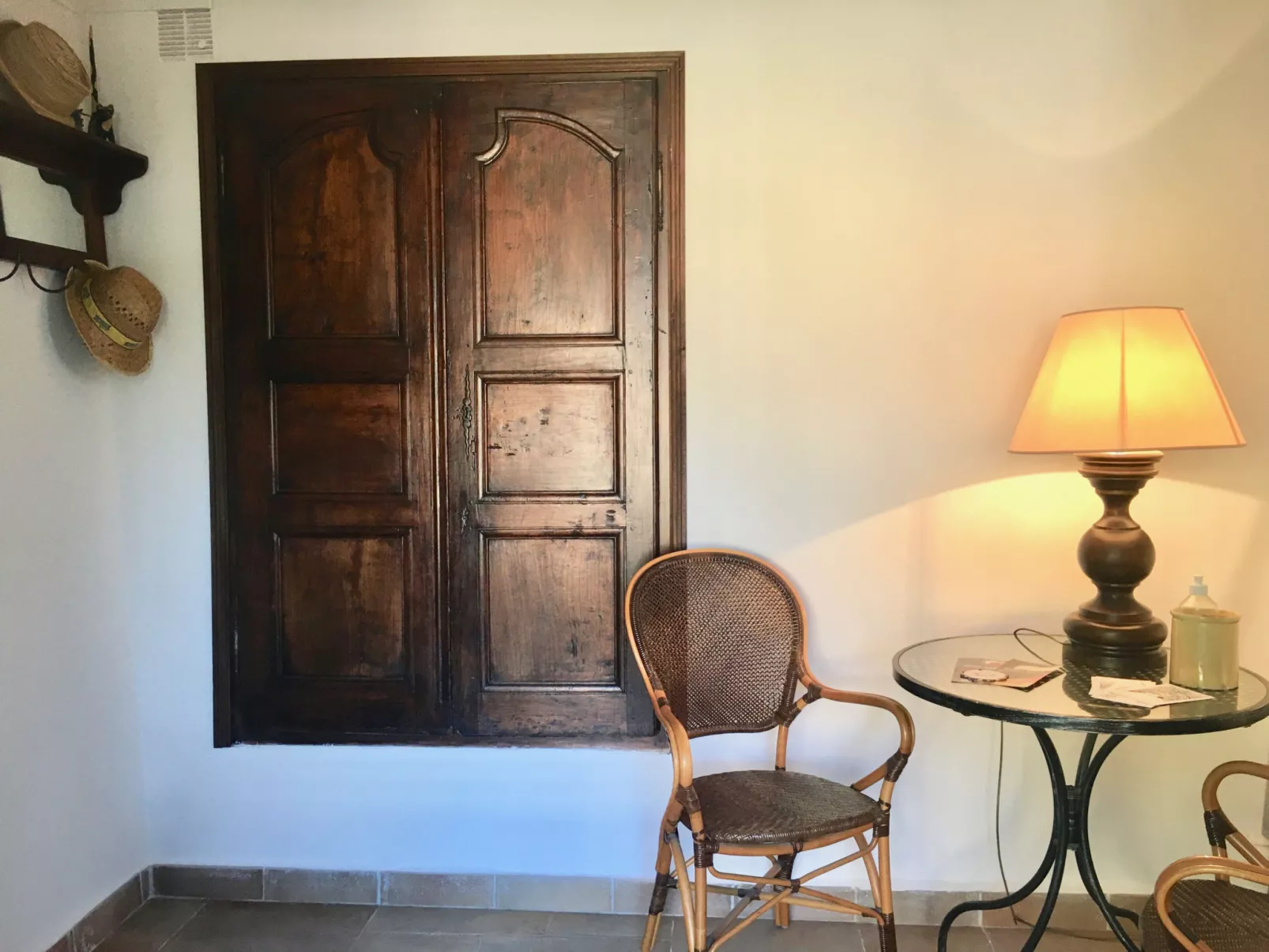 MAISON PERCHEE - Drinnen