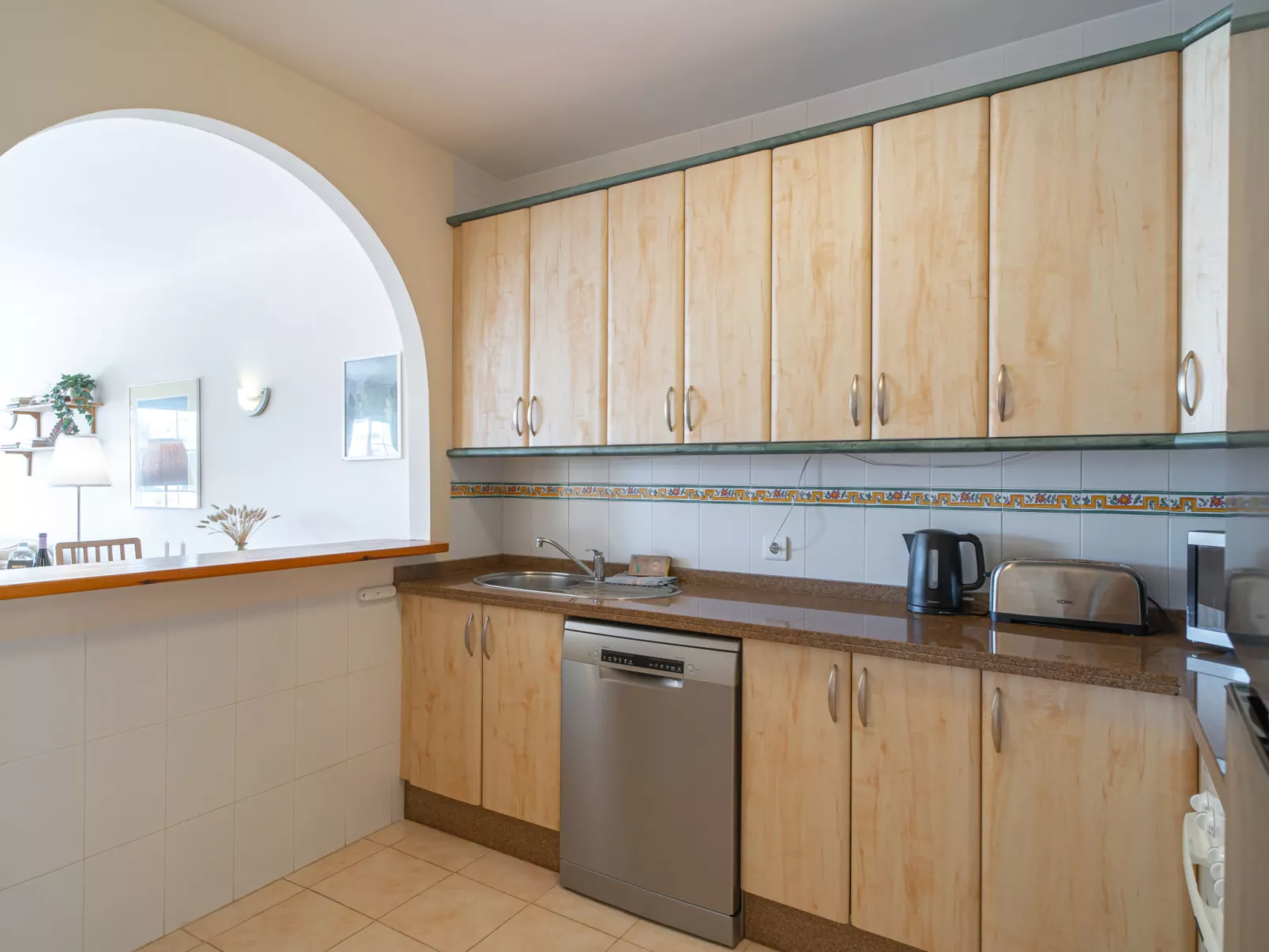 Mediterraneo 1J by Casasol - Inside