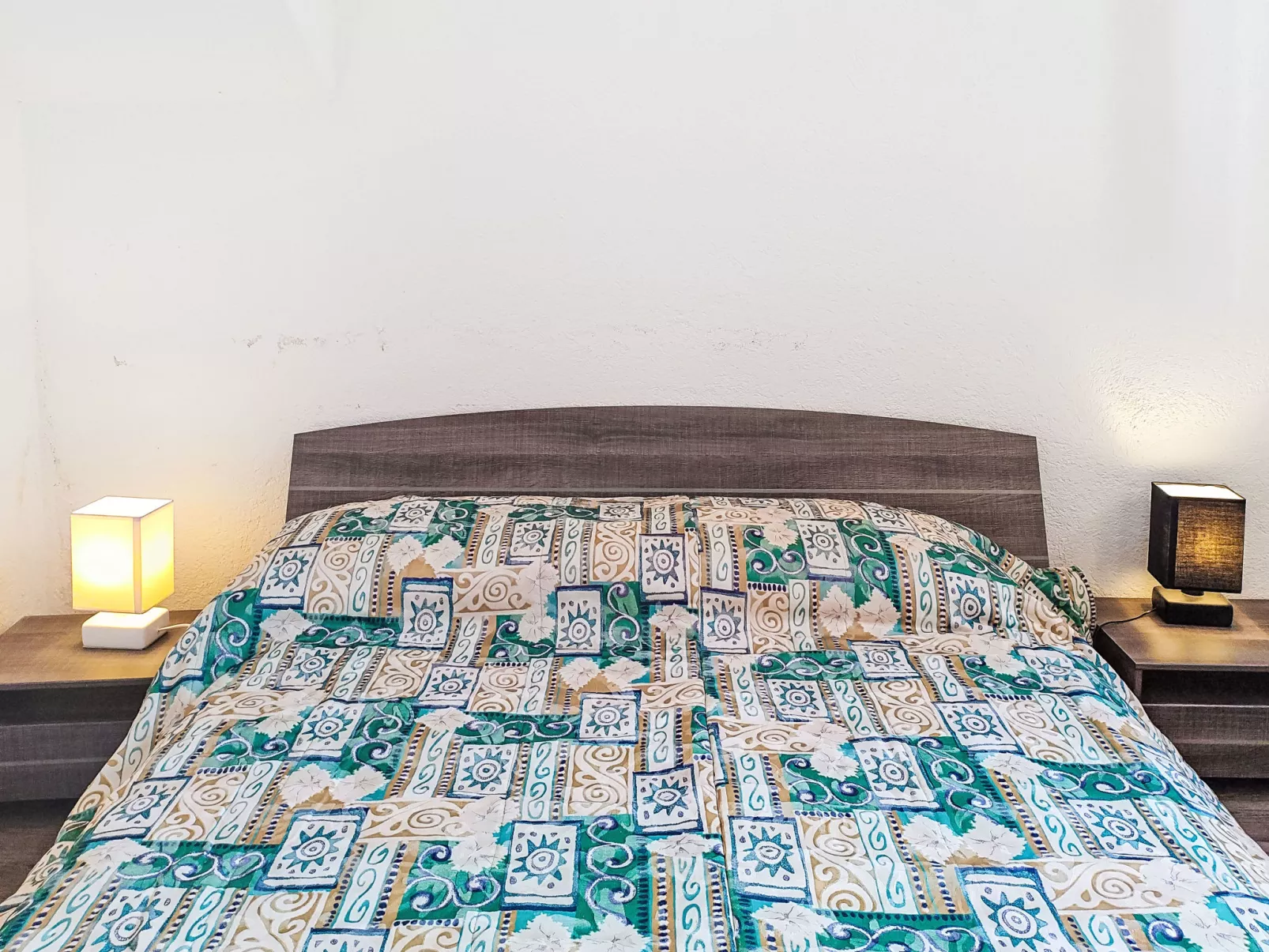 Lake & Pool - Dedans