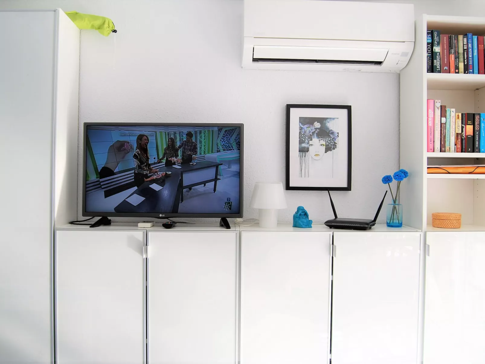 Coronado 124 Apartment by Casasol - Inside