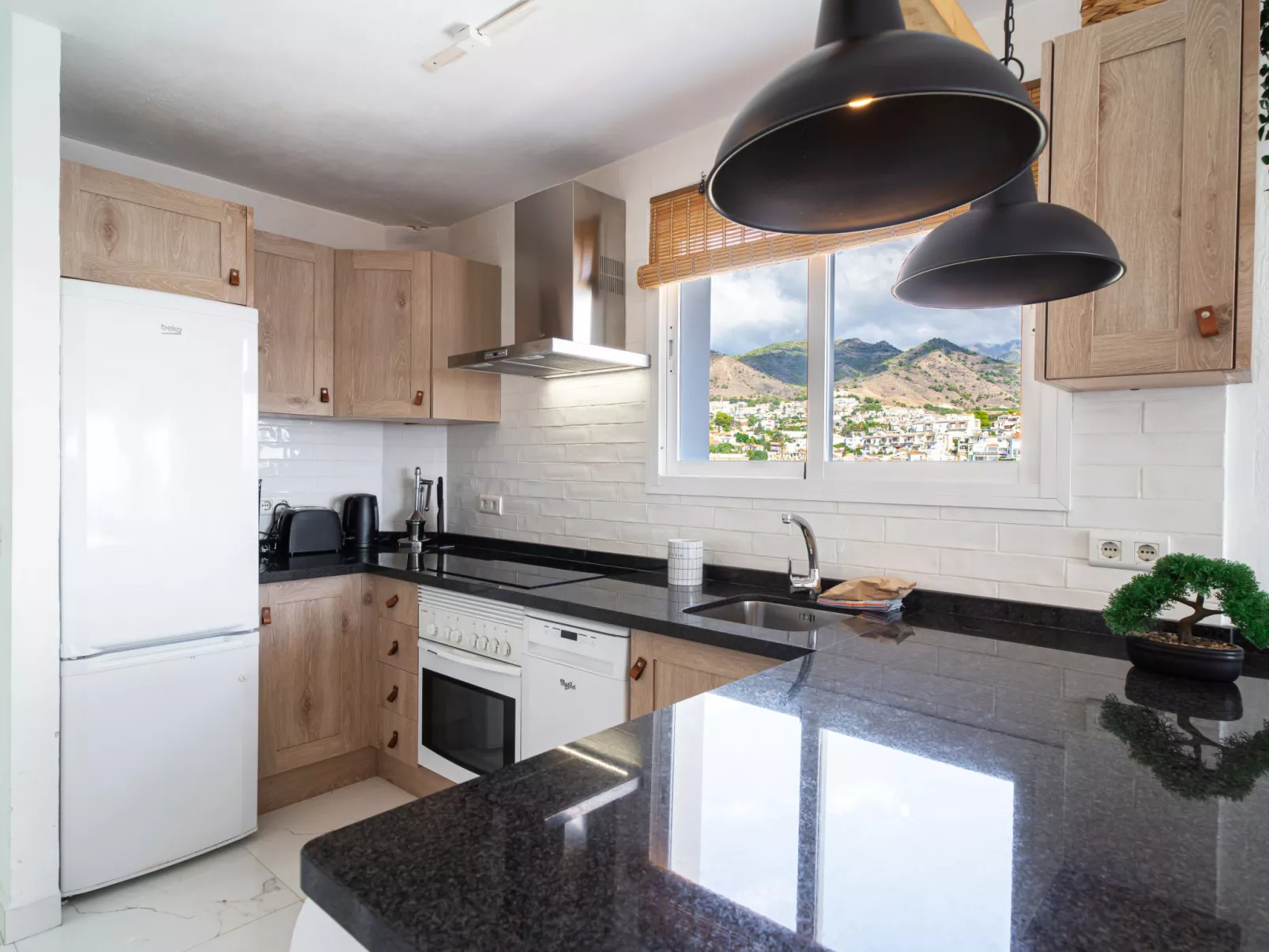 Miami 44 Seaview  by Casasol - Inside