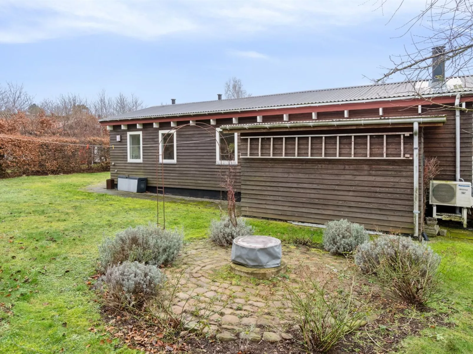 "Selinda" - 250m from the sea - Outside