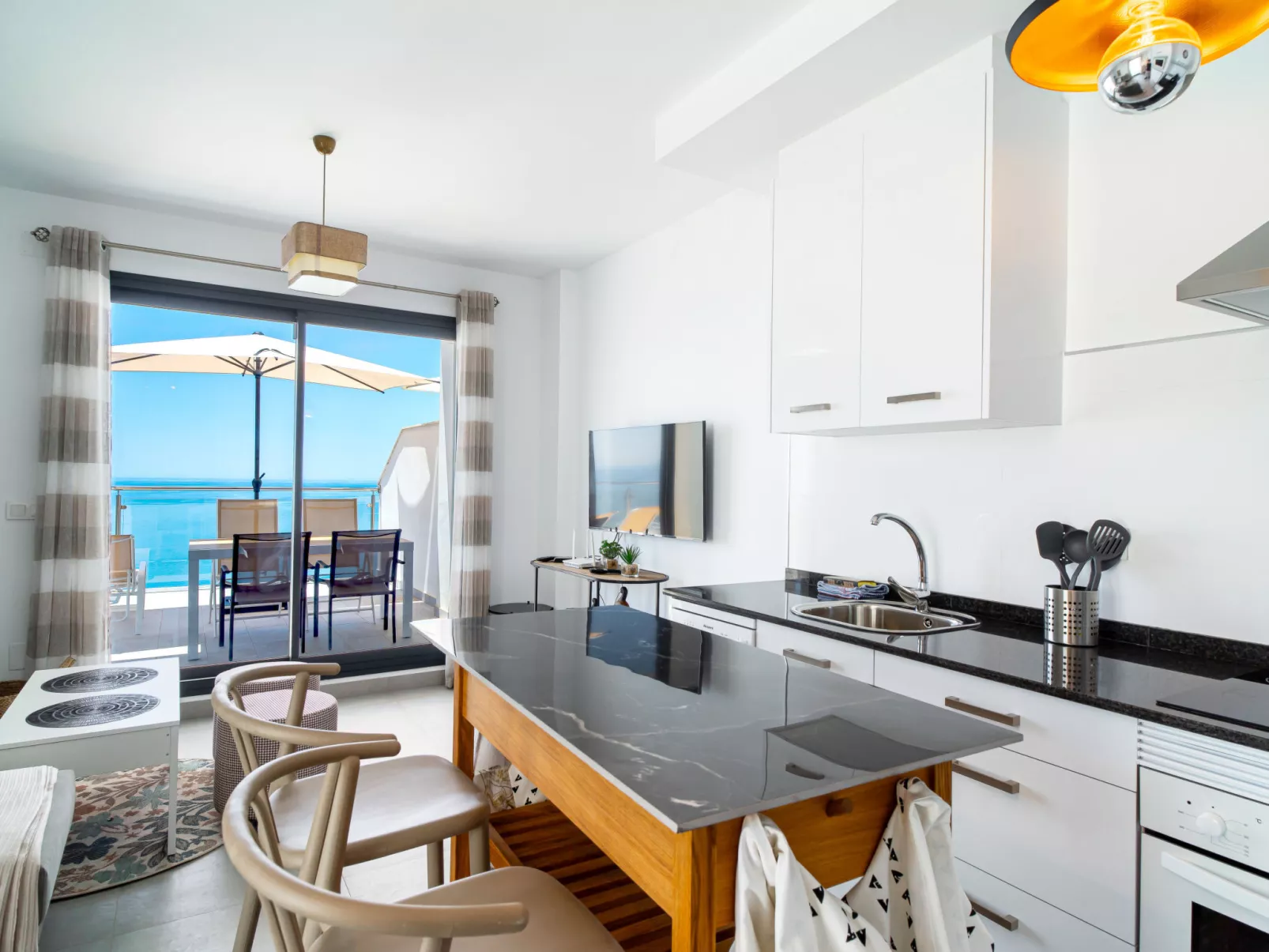 Terrazas de Ladera A2 Luxury by Casasol - Drinnen