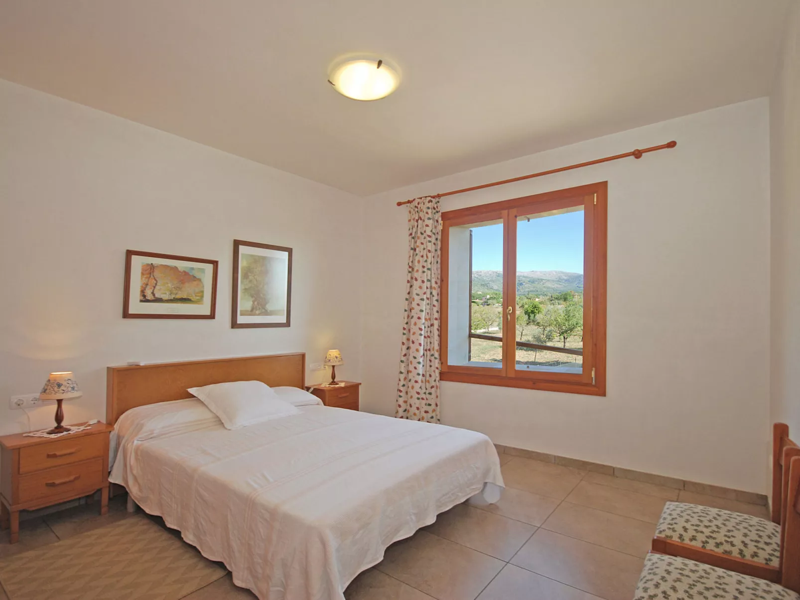 Pla de ses rotes - Drinnen