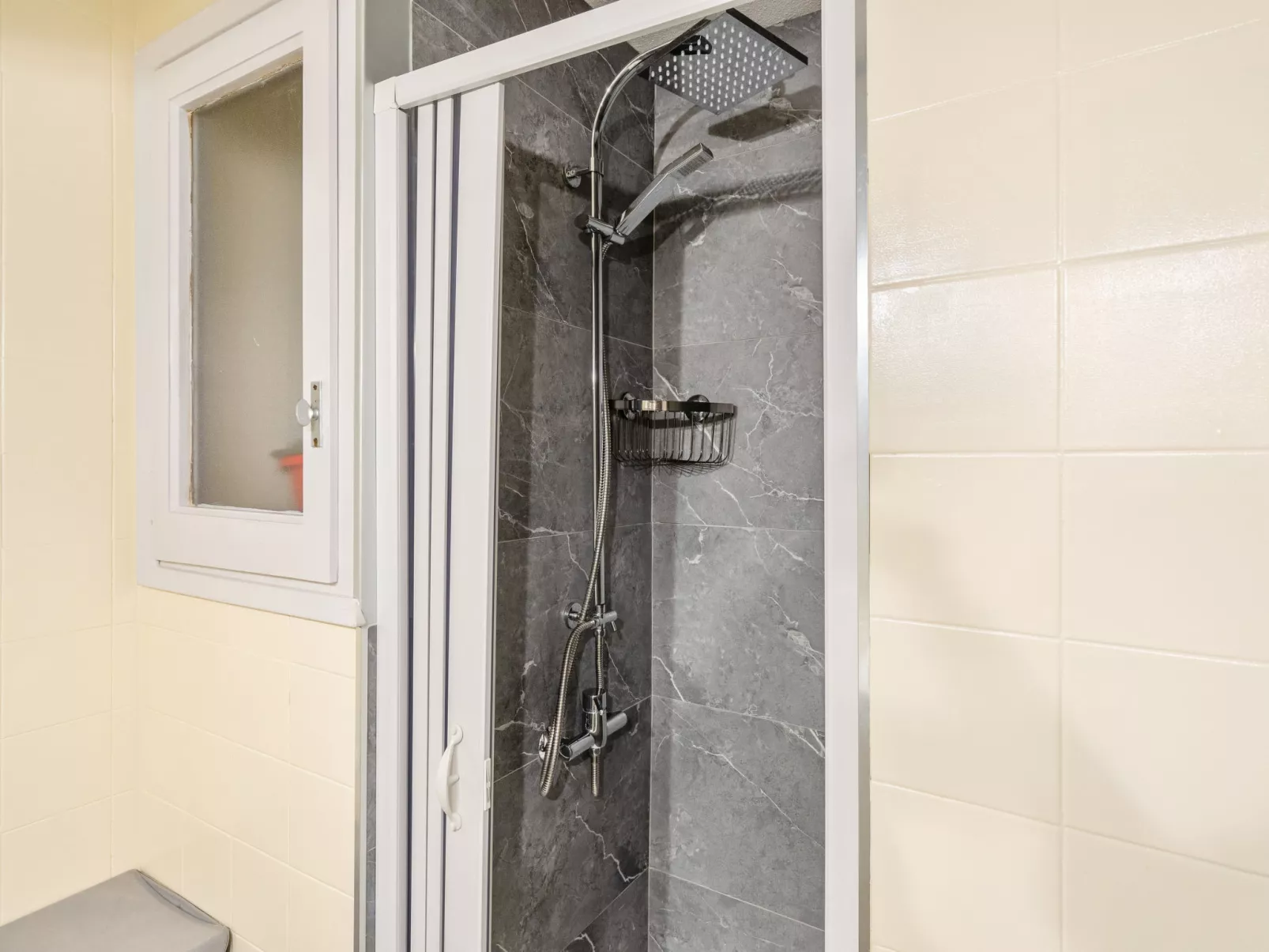 WELCS ESTUDIO 156 PDA en el centro - Dedans