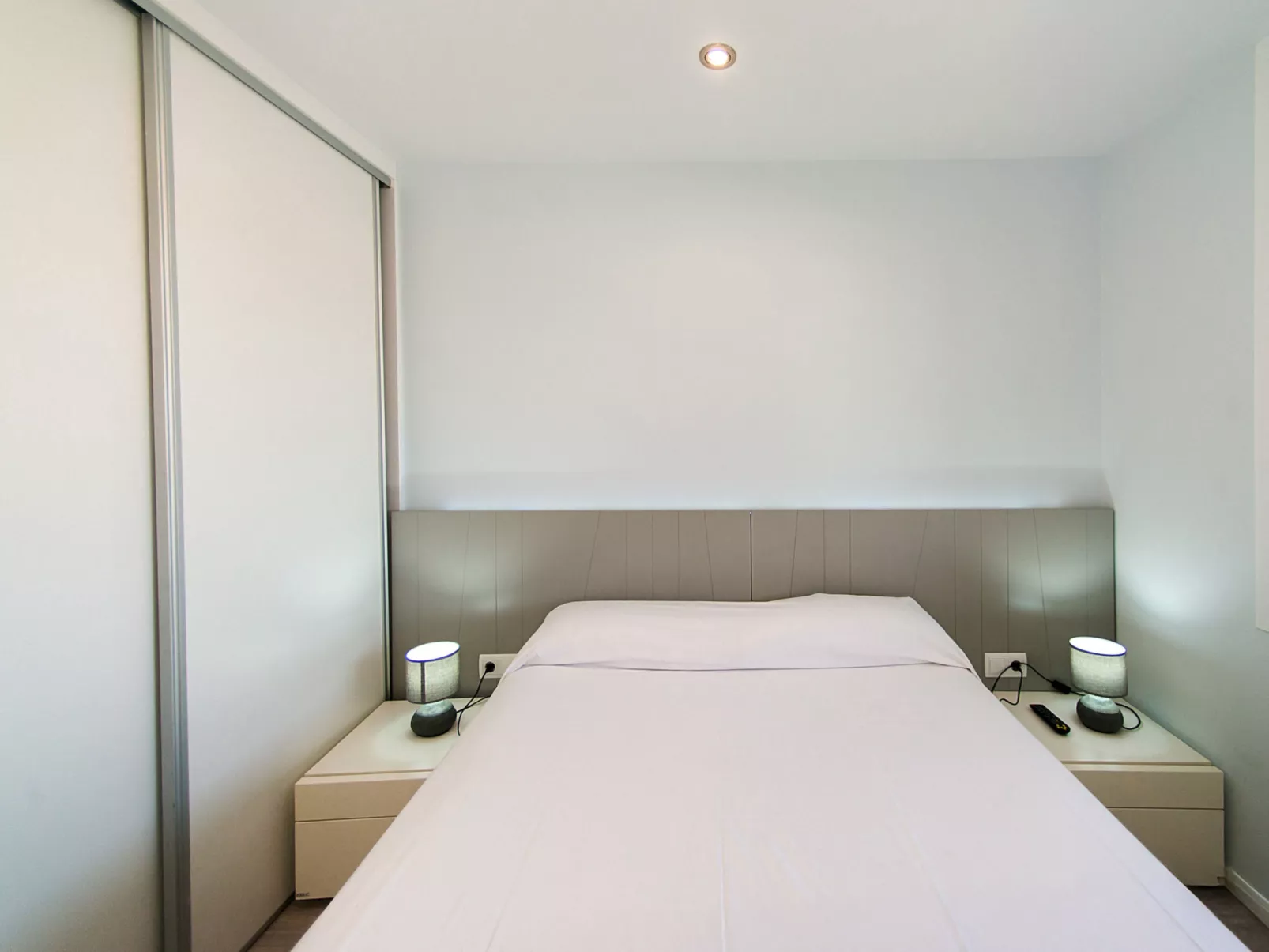 WELCS APARTAMENTO 264 EMP con vistas al canal - Drinnen