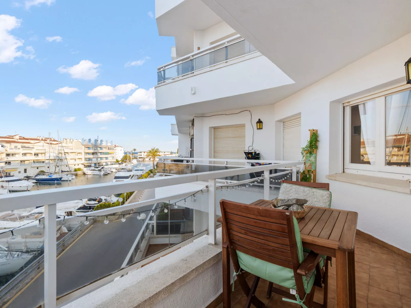 WELCS APARTAMENTO 055 EMP con terraza y vistas - Outside