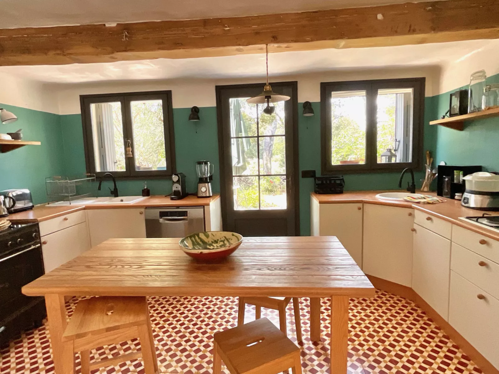 LA CADENIERE - Dedans