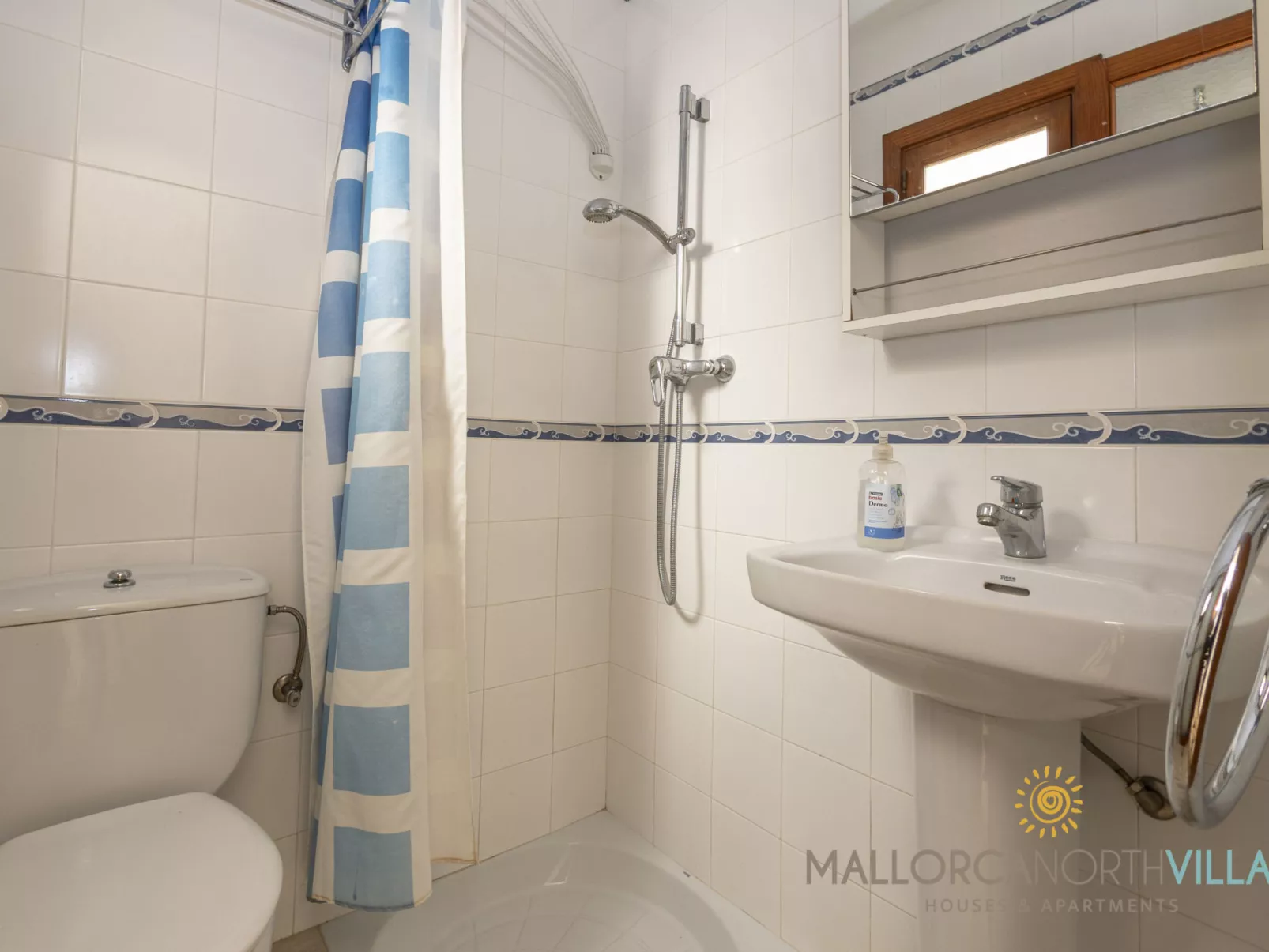 Casa Guillermo: Bonita Casa de Pueblo en Pollensa - Drinnen