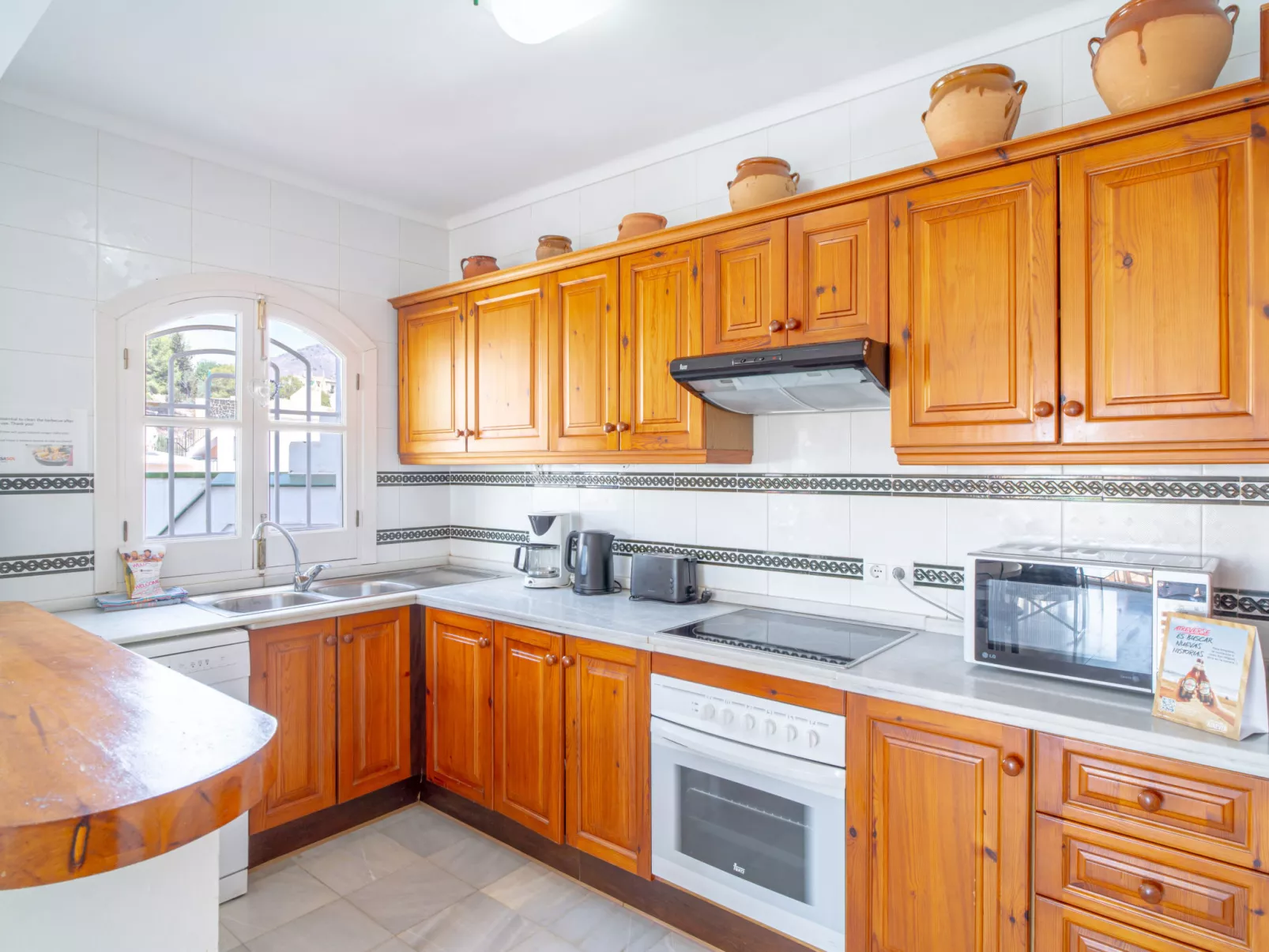 Casa Corazon Burriana by Casasol - Inside